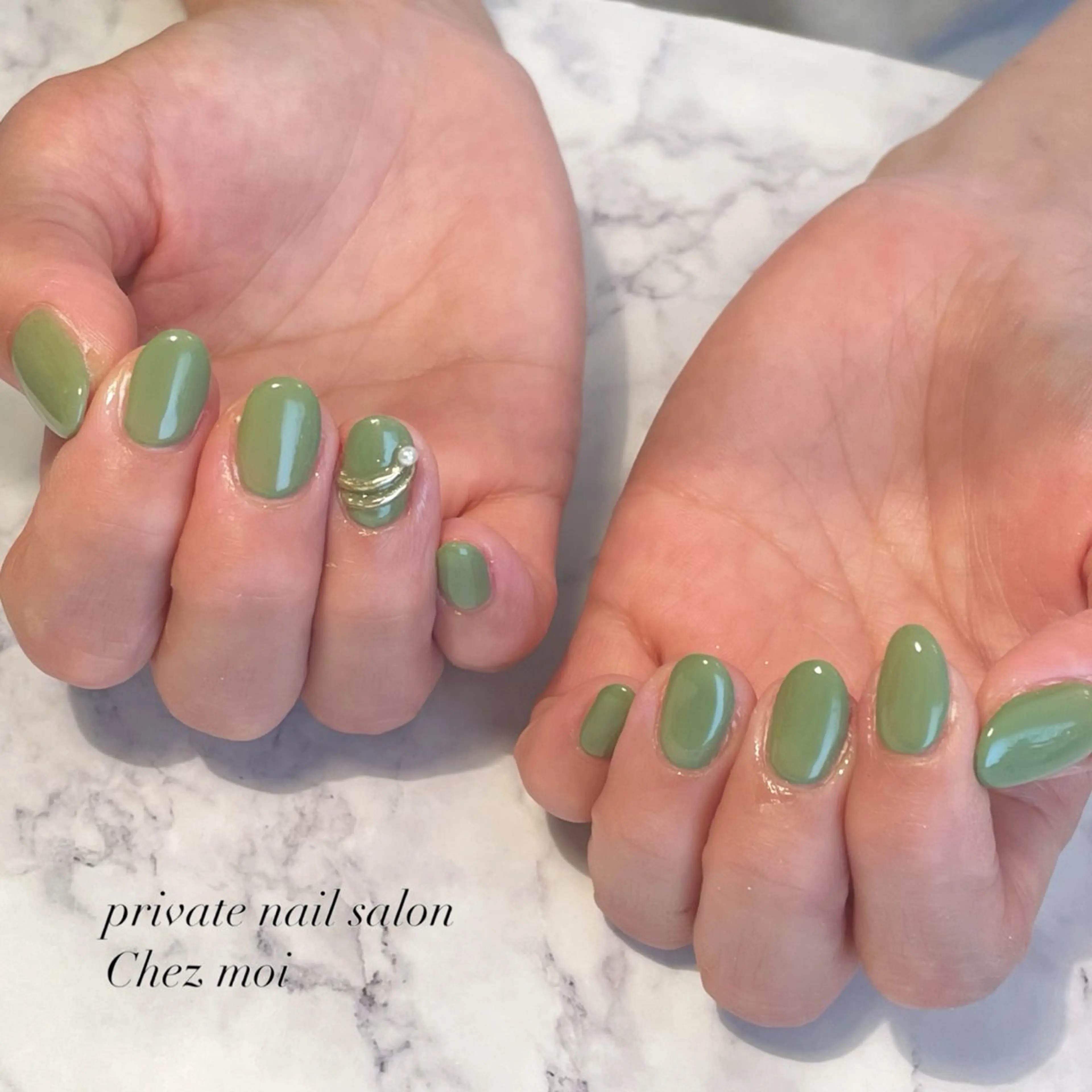 ネイル KOMINE TOMOKOのネイルデザイン