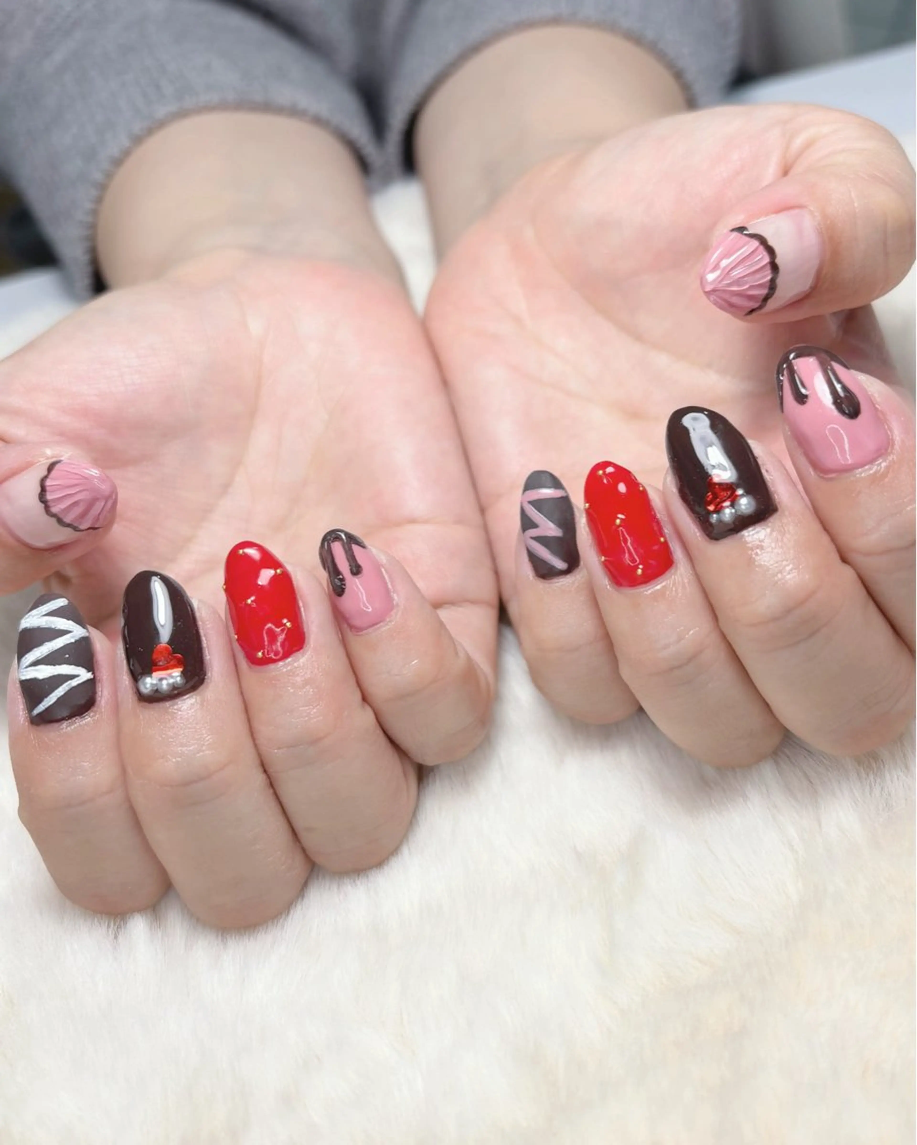 ネイル ハンドネイル 國本 由奈のネイルデザイン