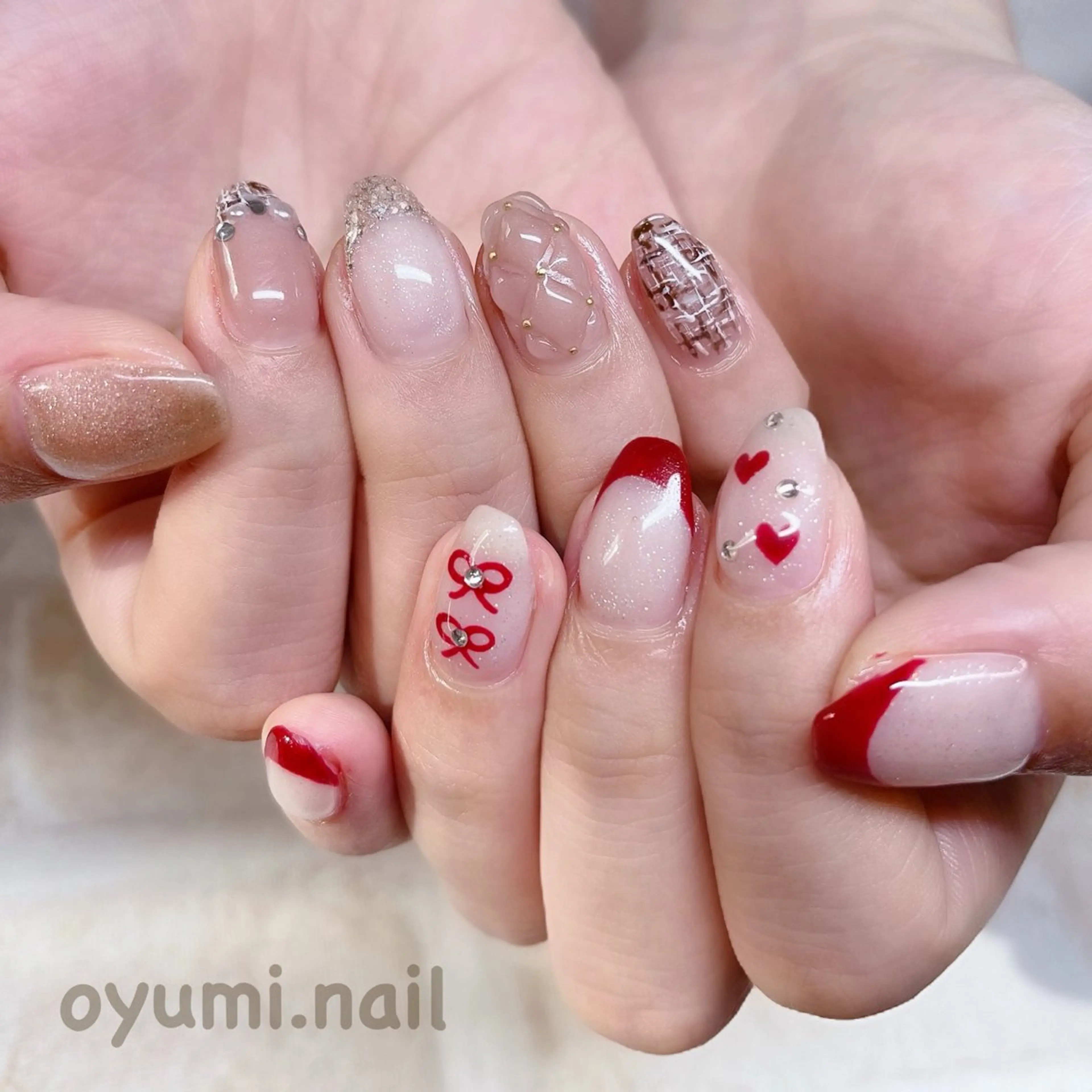 ネイル ガーリー ハンドネイル takanashi yumiのネイルデザイン