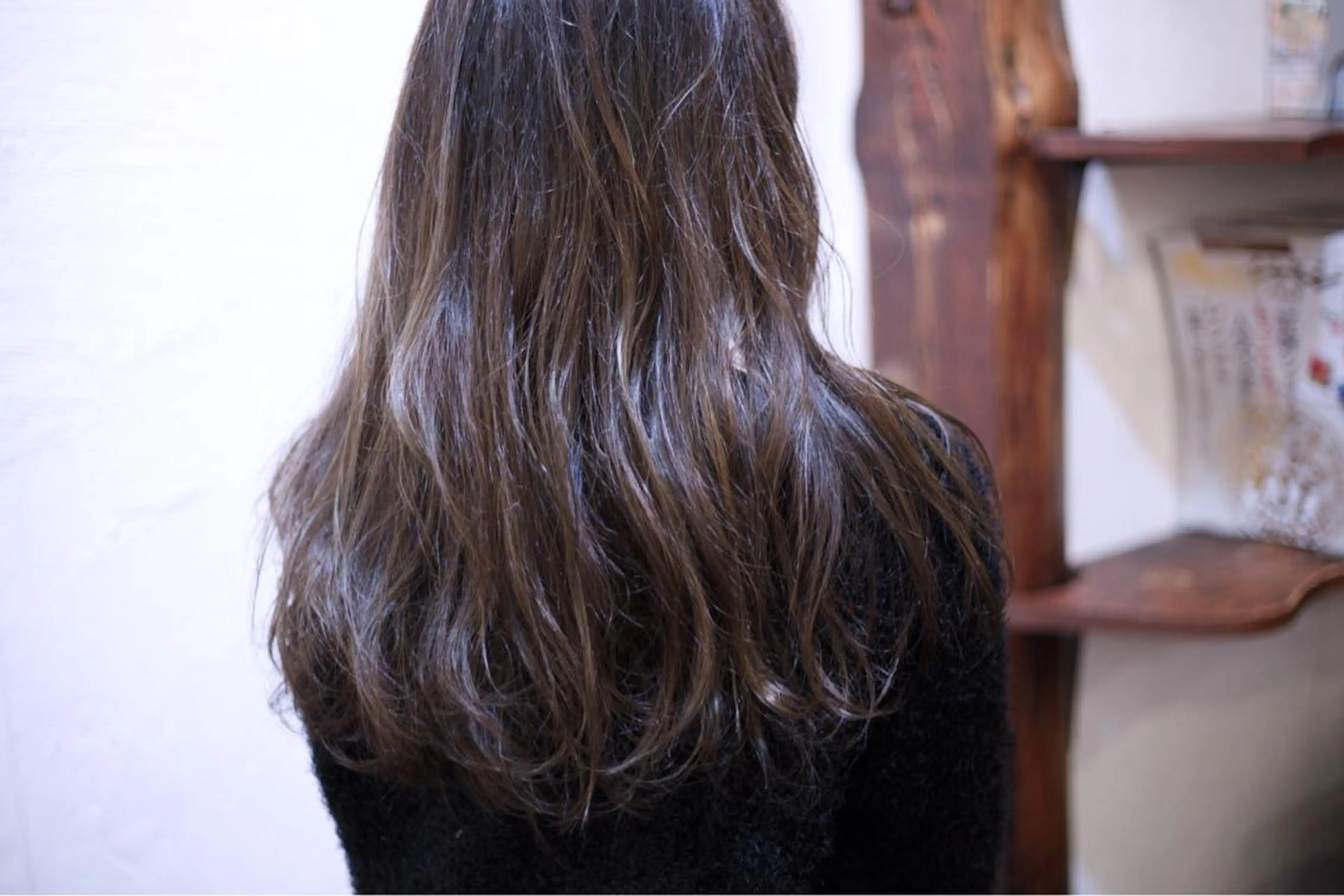 セミロング カラー ブリーチ グラデーションカラー ブリーチなしカラー 【韓国レイヤー特化 ハッシュカット】のヘアスタイル