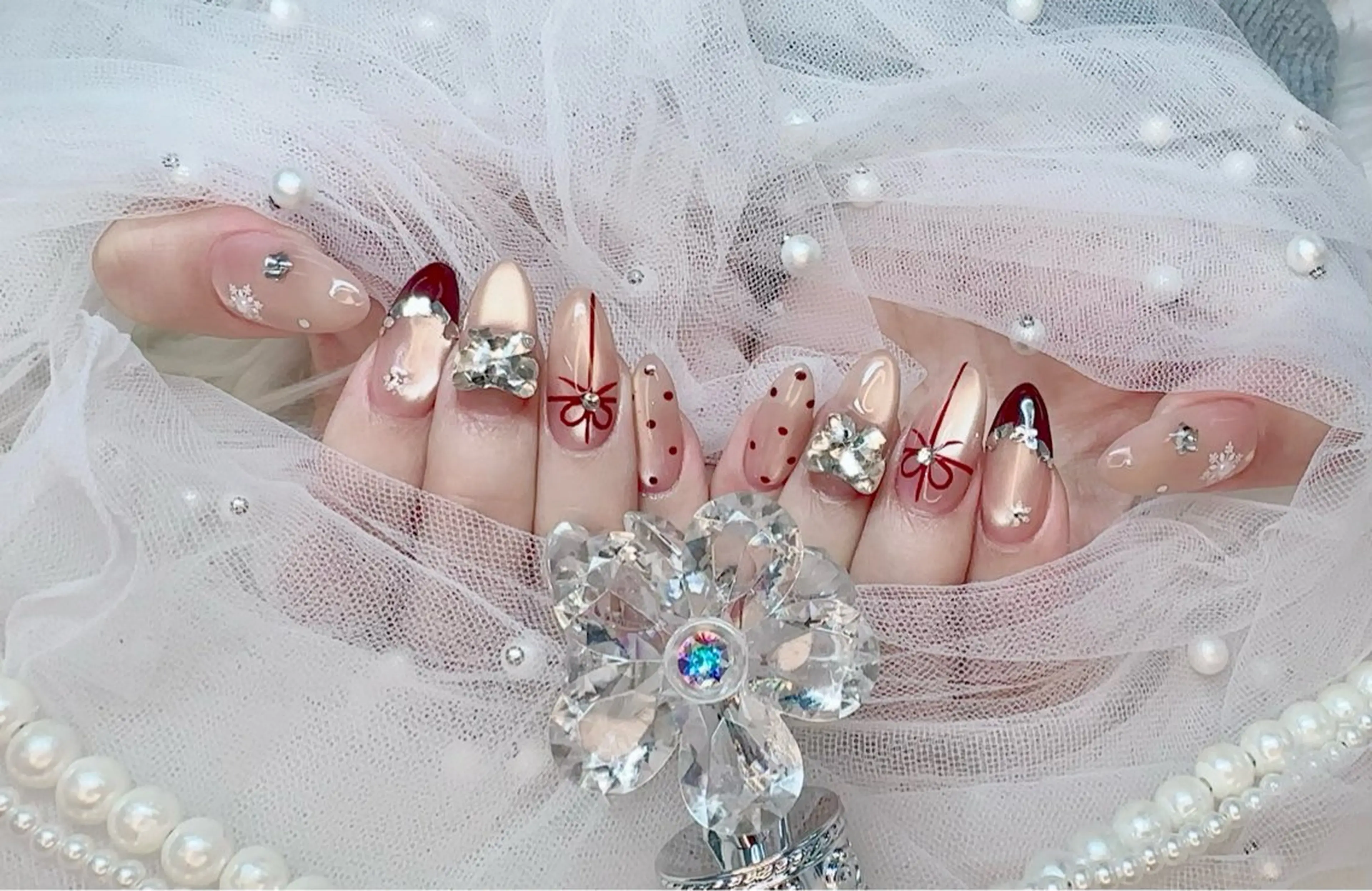 成人式限定メニュー❤️‍🔥10本長さ出し➕アートし放題90分✨500種類以上のパーツ込みの写真