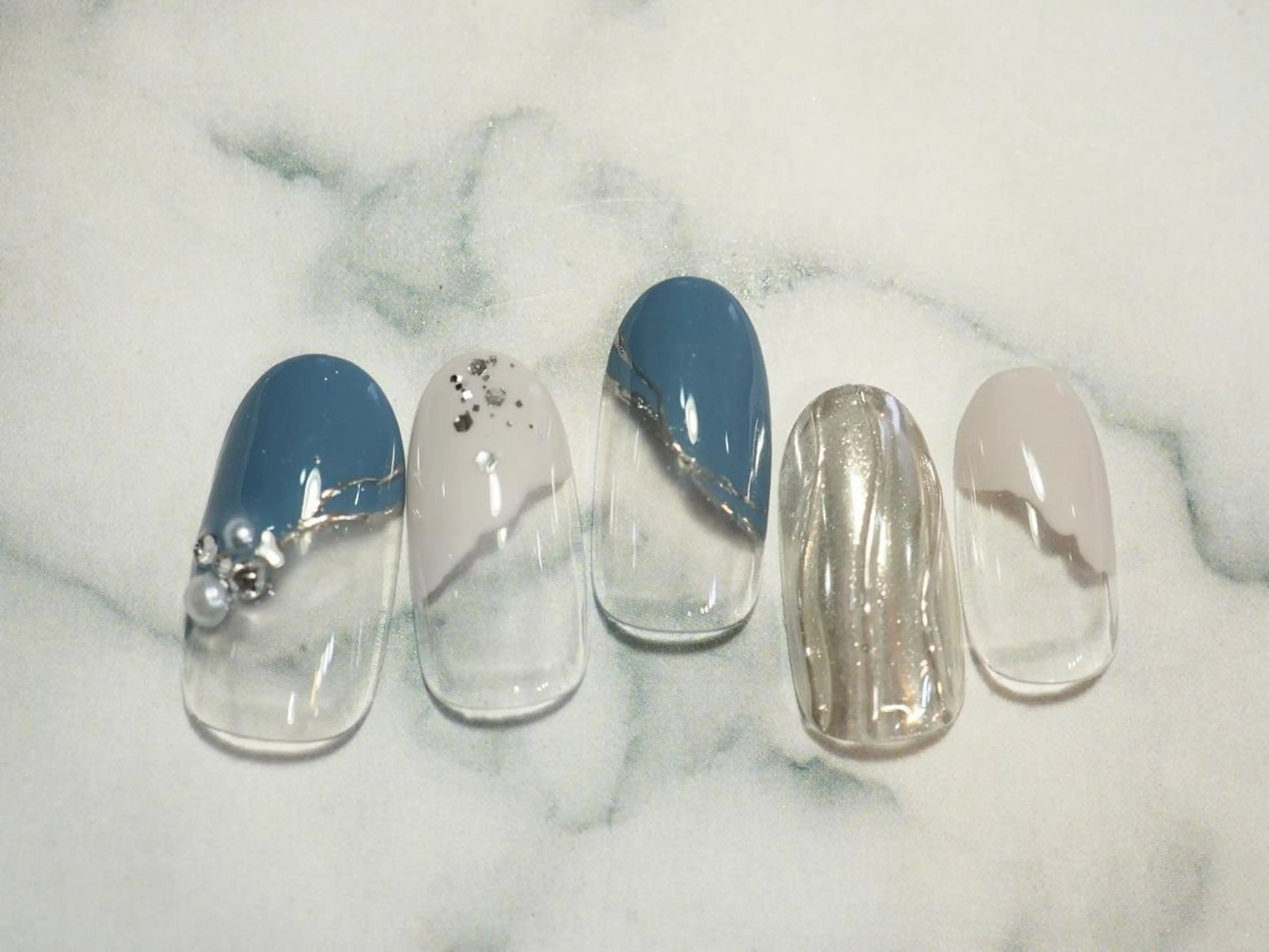 ネイル トップネイリスト Ribbon立川店のネイルデザイン