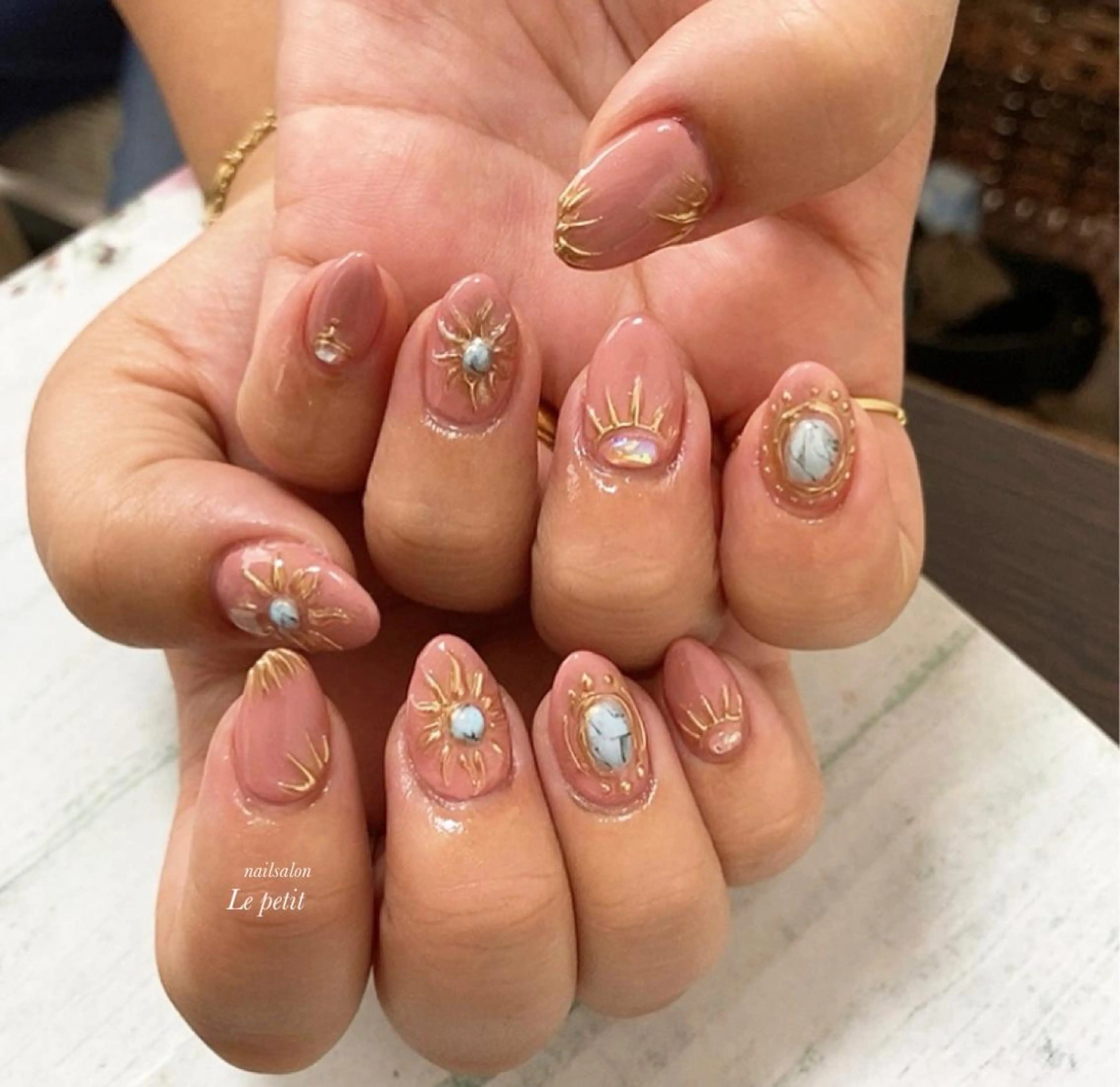 ネイル 石野 広佳のネイルデザイン