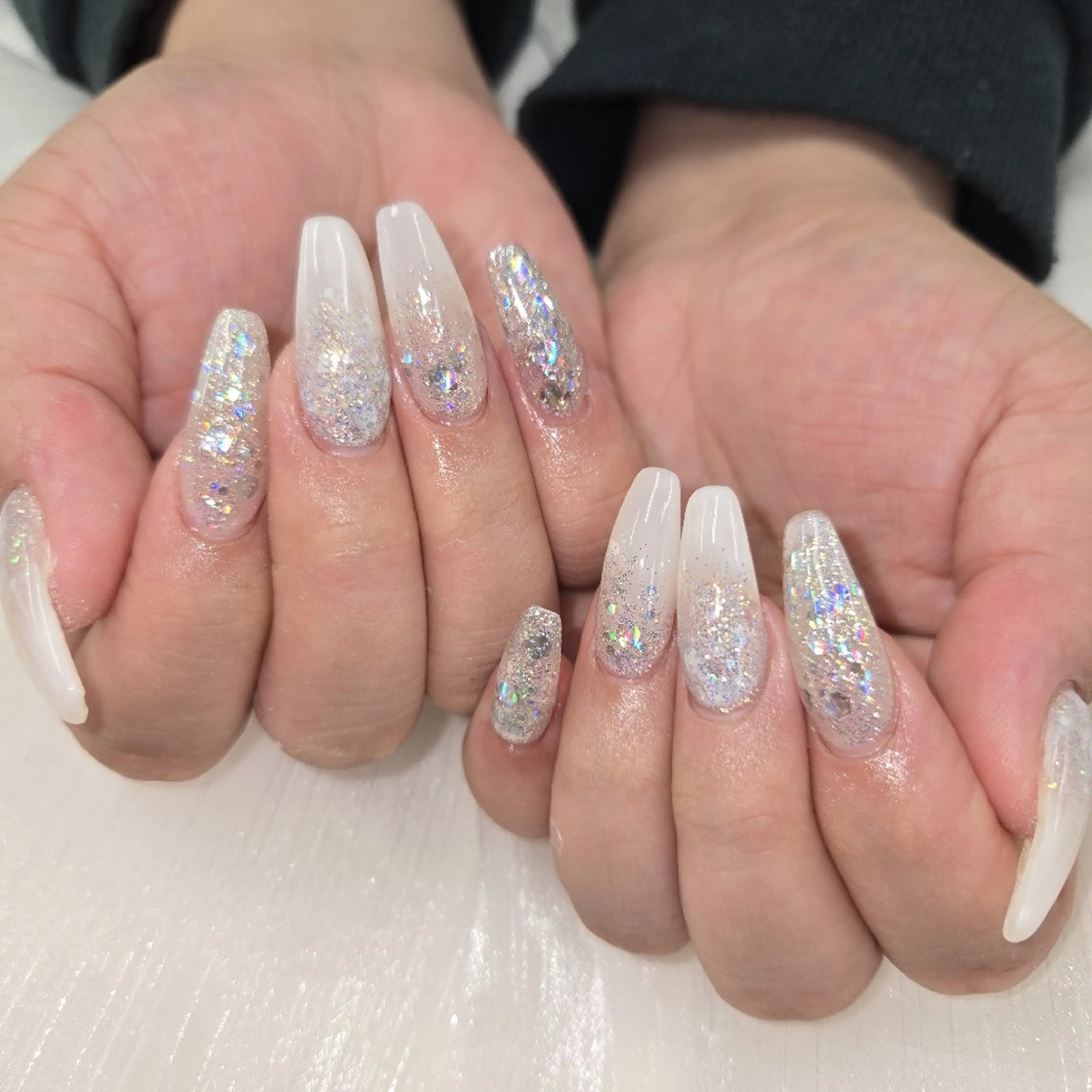 ネイル アートネイル オーロラネイル チークネイル ジェルネイル グラデーション ハンドネイル 河野ちえ (雑誌掲載サロン)のネイルデザイン