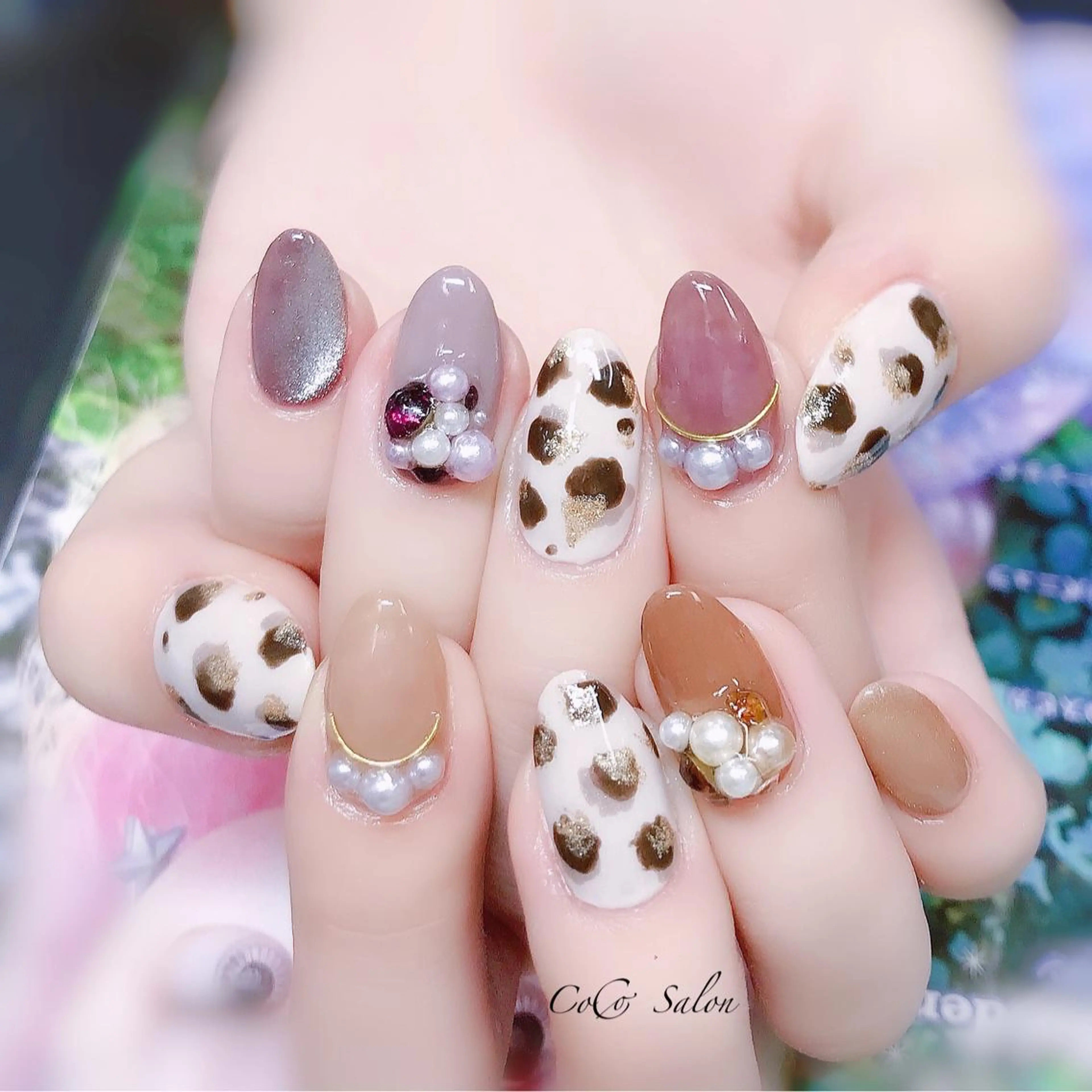 ネイル アニマル柄 ボルドー ブラウン 長さ出し ジェルネイル ハンドネイル CoCoSalon ネイル/まつ毛予約のネイルデザイン