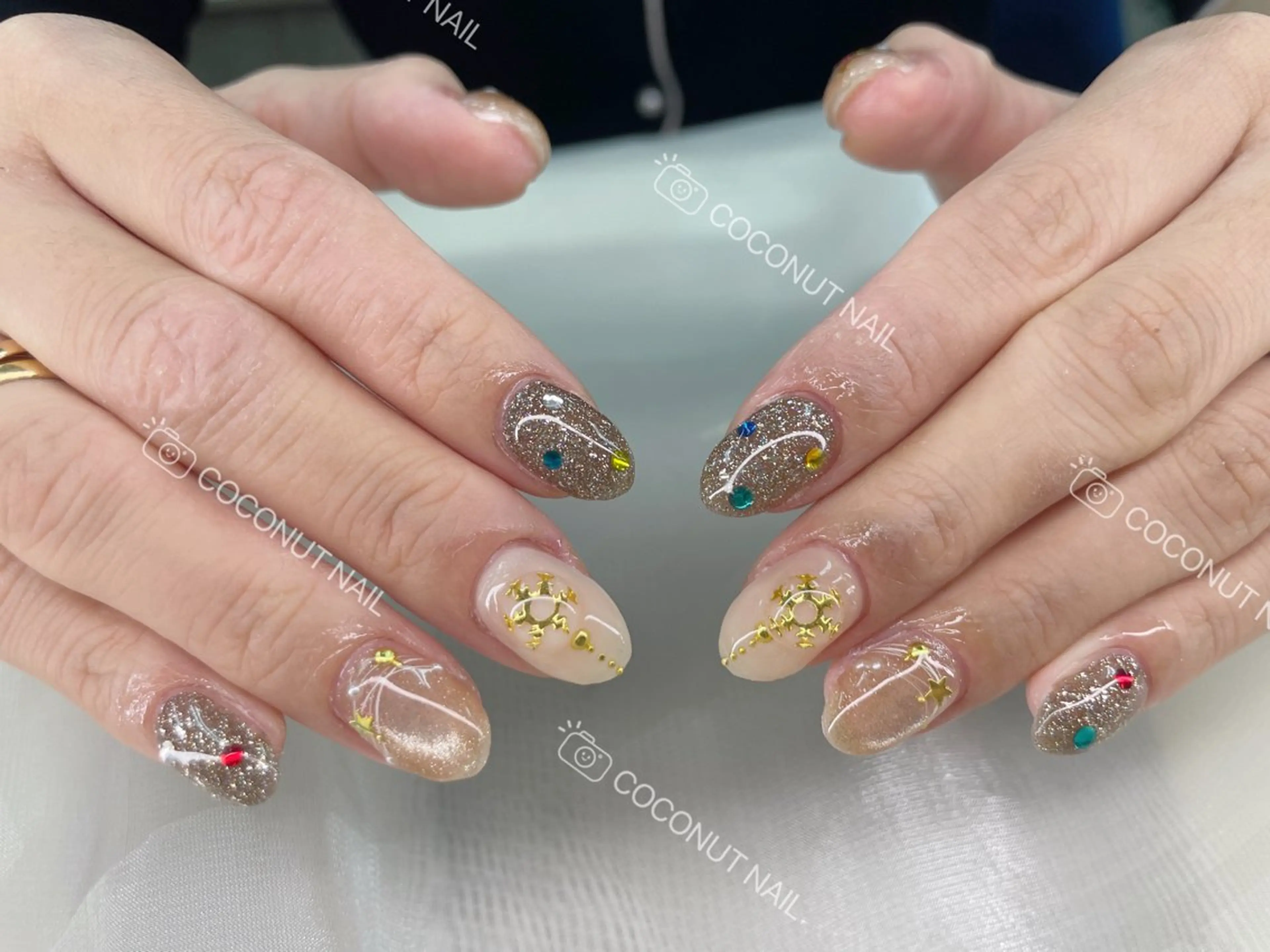 ネイル ハンドネイル 神田 ココナッツのネイルデザイン