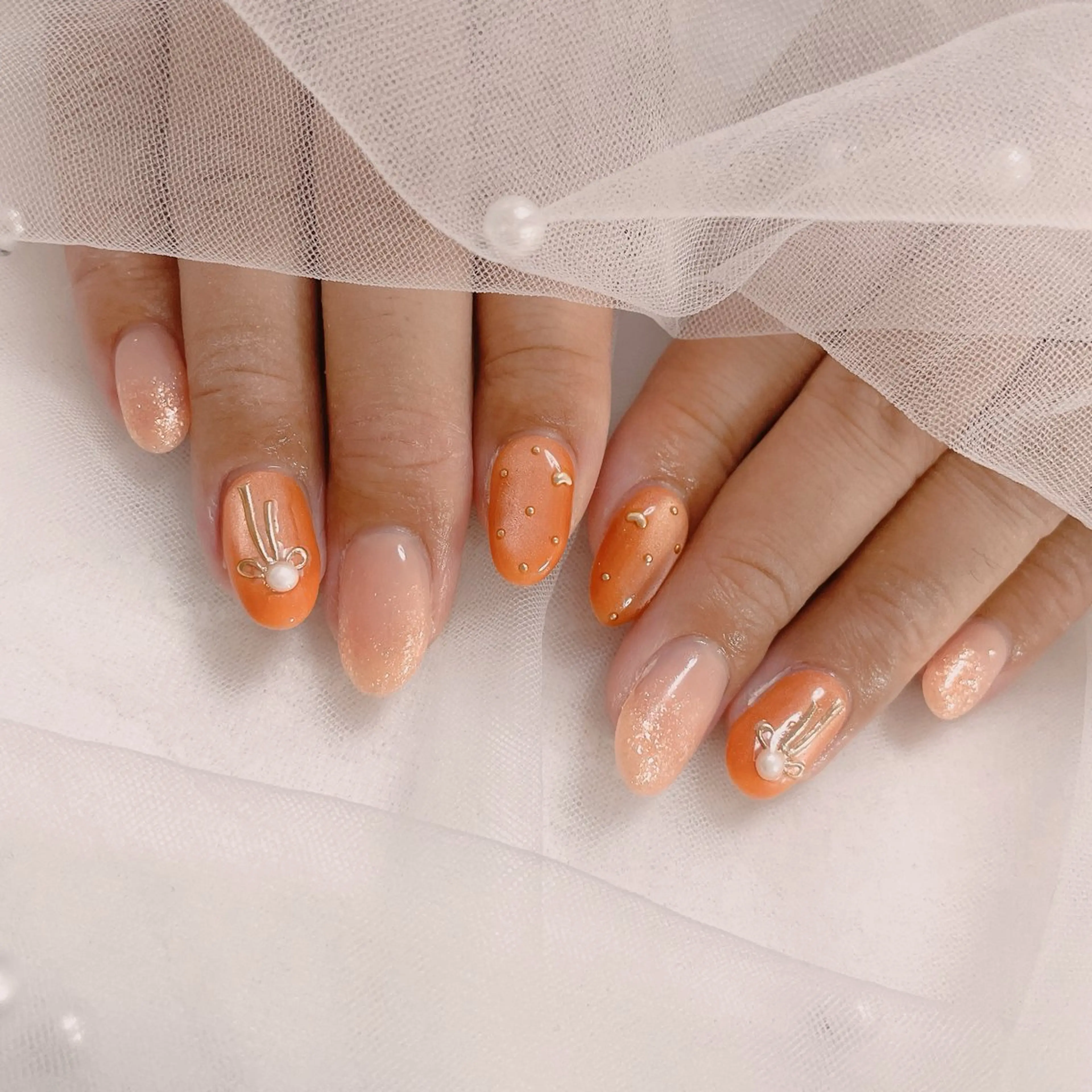 ネイル キラキラネイル ラメ(グリッター) マグネットネイル オレンジ ハンドネイル なっちゃん所属・ネイルサロン なっちゃん(古千谷)のネイルデザイン