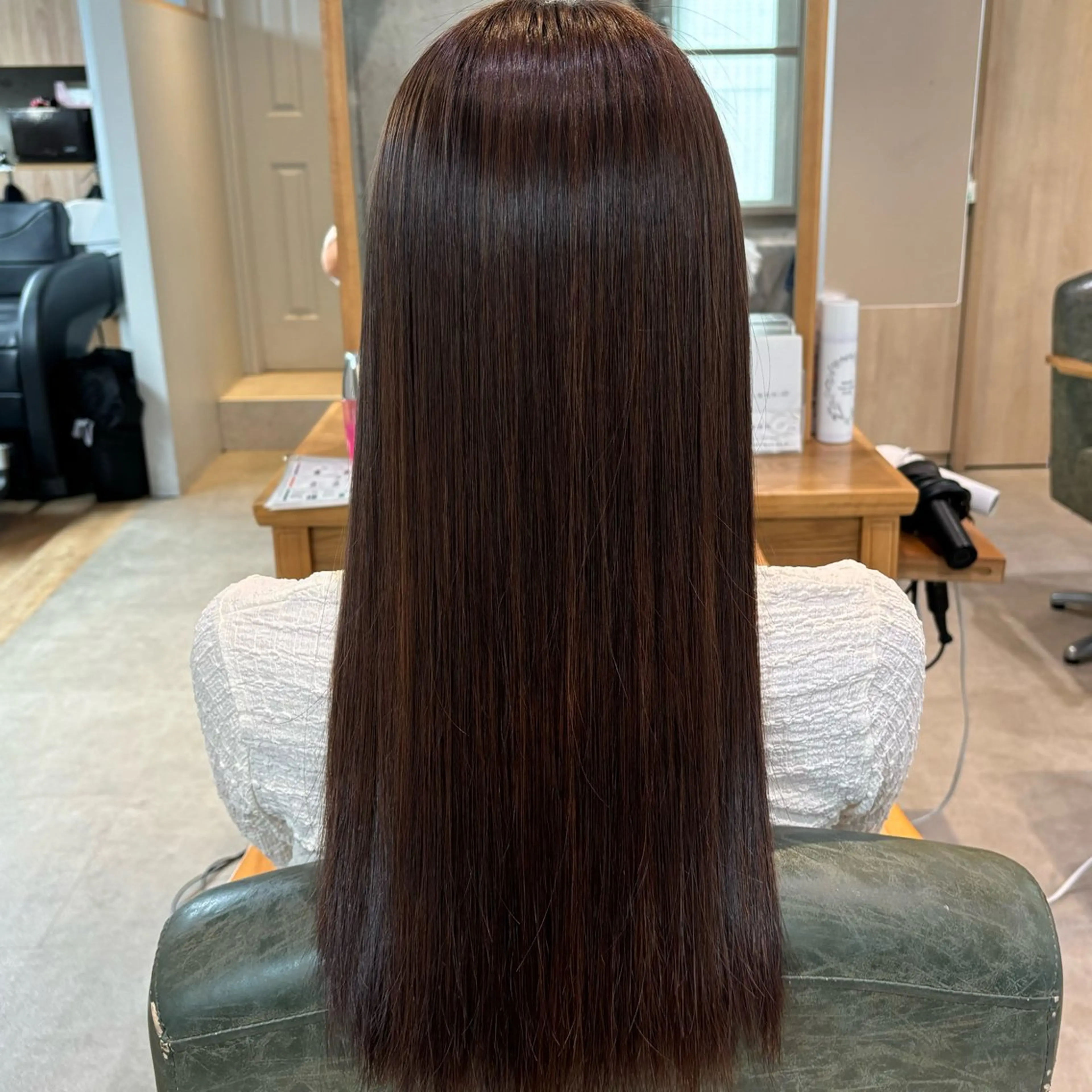 ロング 縮毛矯正 りあの🎀 /暖色カラー🍒のヘアスタイル