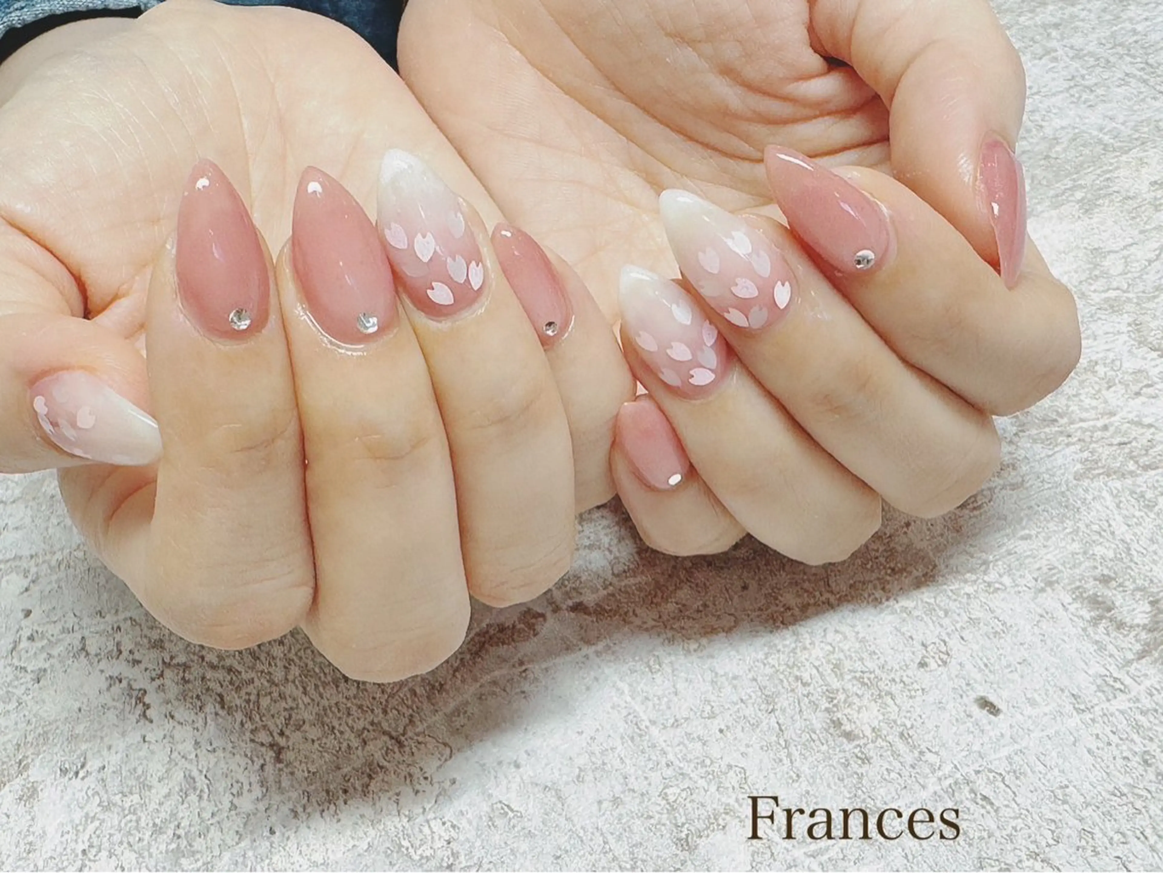 ネイル ハンドネイル Frances Babaのネイルデザイン