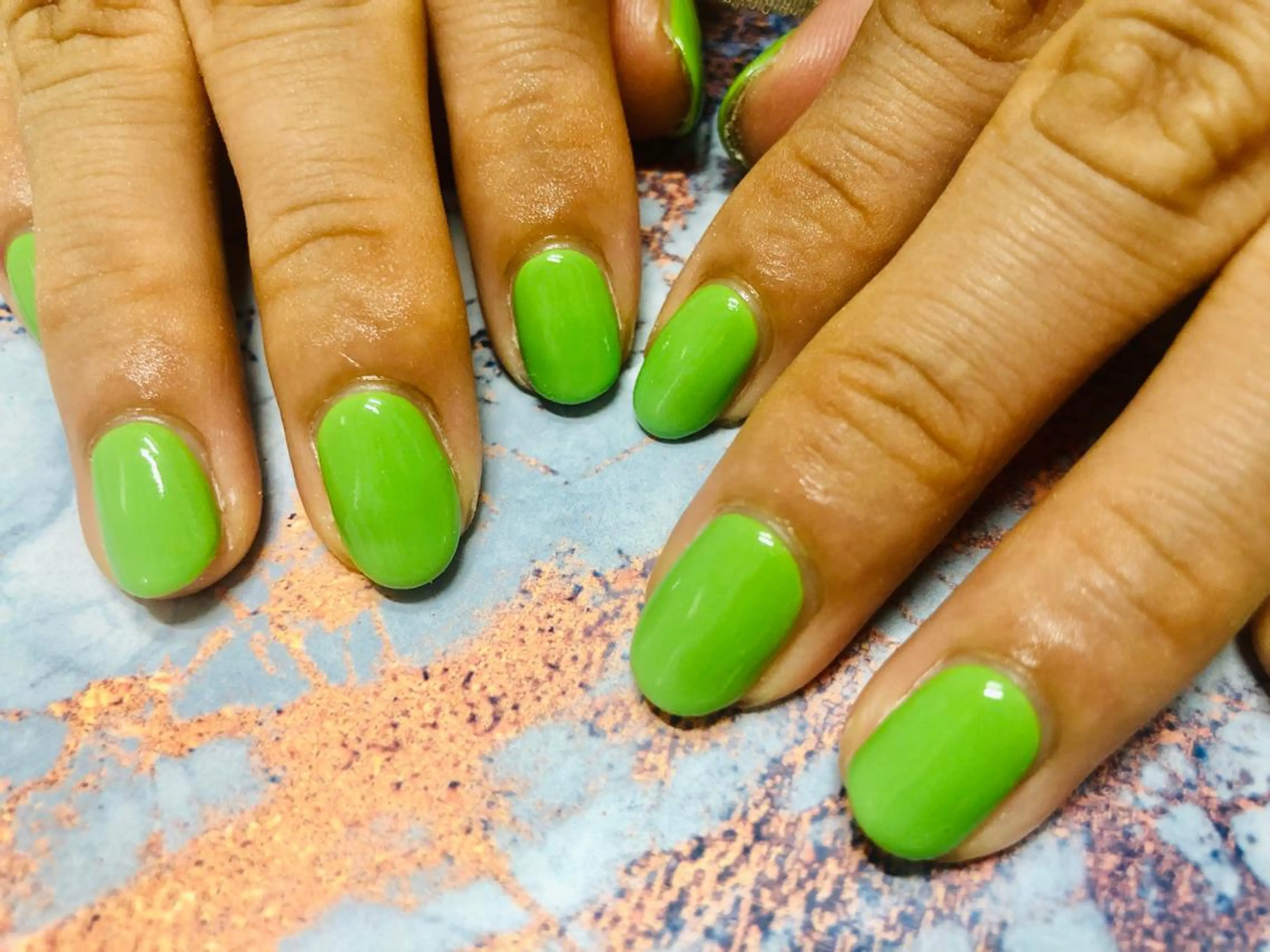 ネイル グリーン ワンカラーネイル ハンドネイル Mogu nail 二子玉川のネイルデザイン