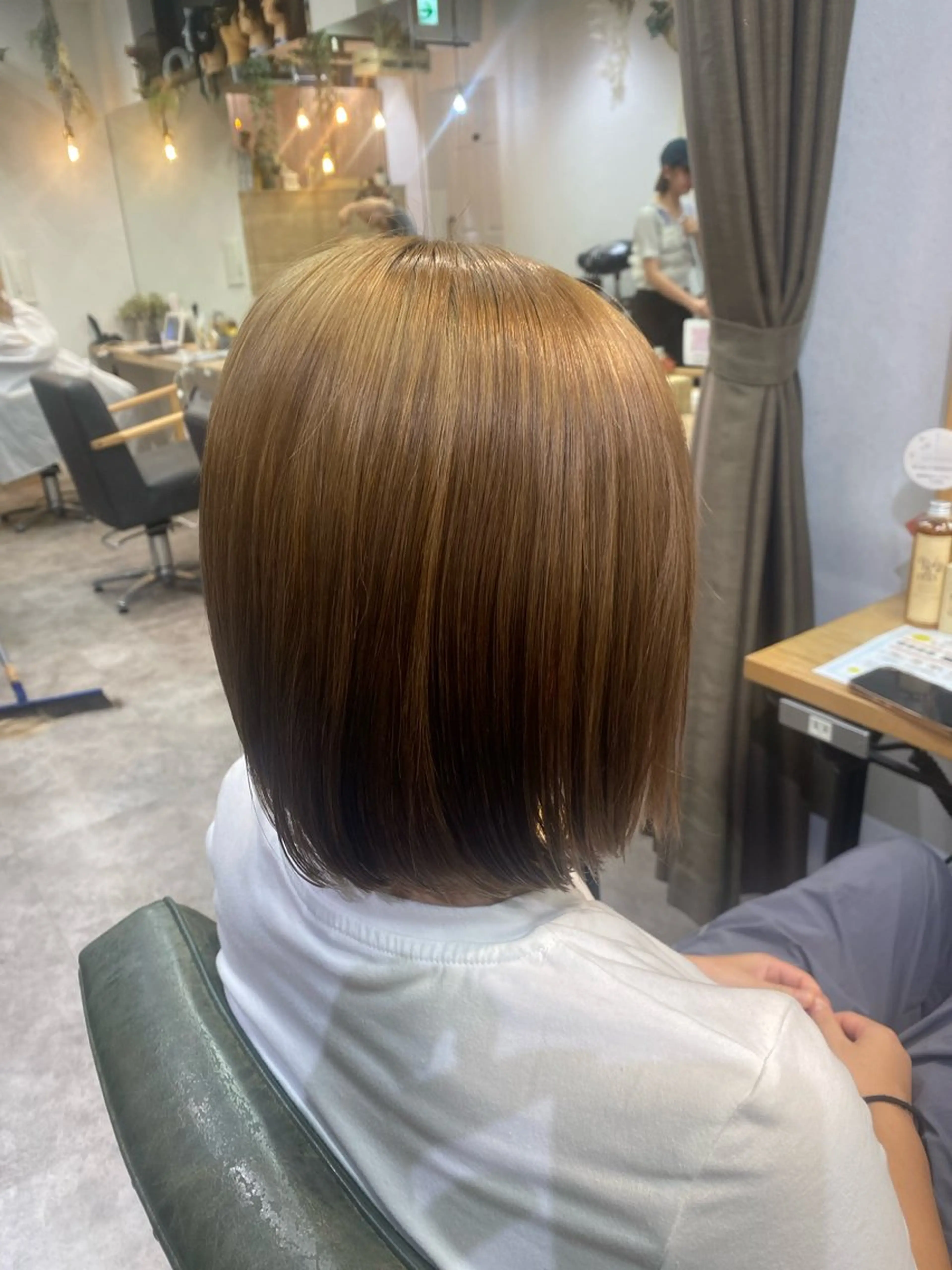 【根本が伸びてきたら💁🏻‍♀️】ブリーチリタッチ(5cm未満)の写真