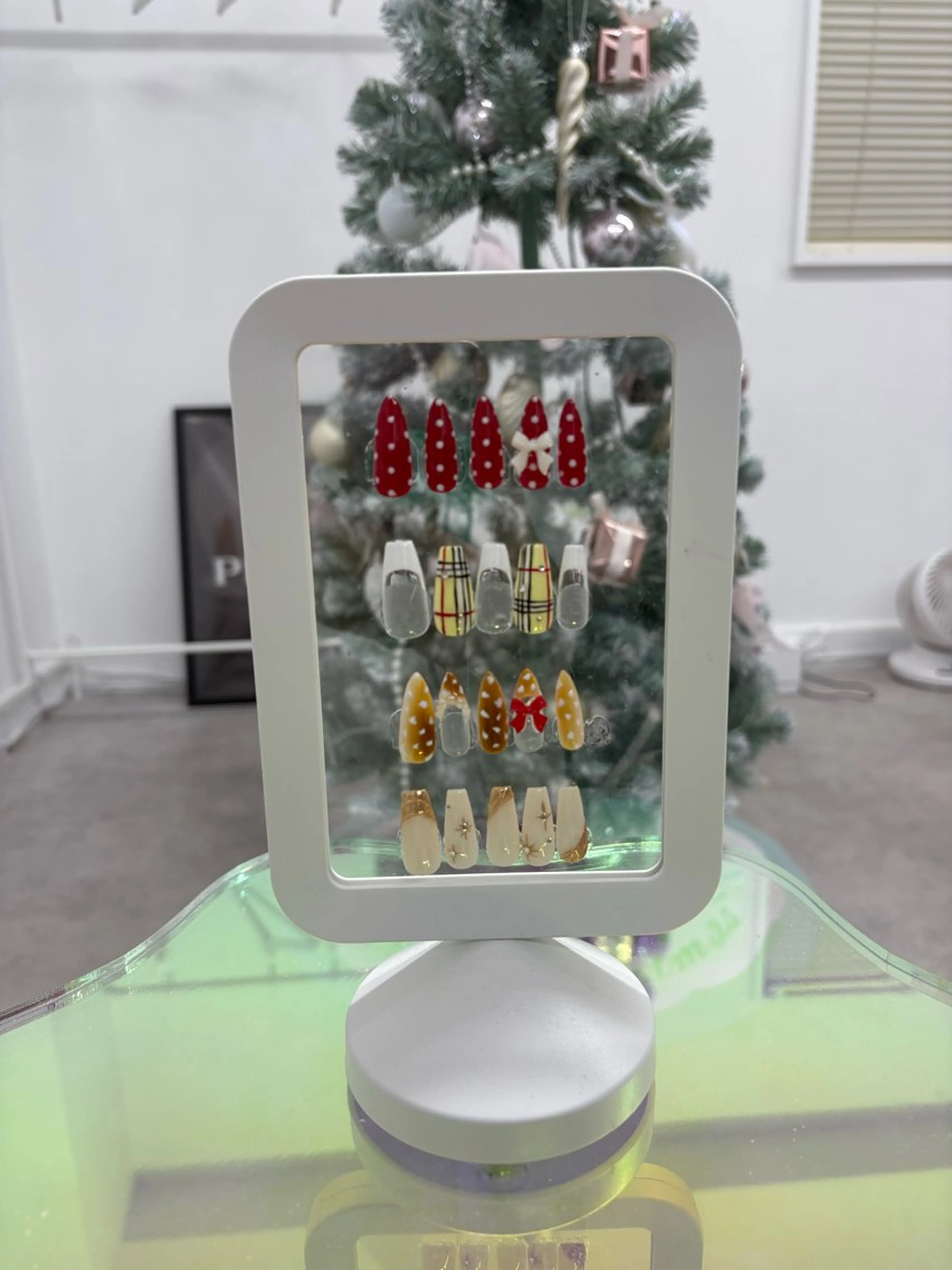 ネイル yuria 🎀海外ネイル🌺のネイルデザイン