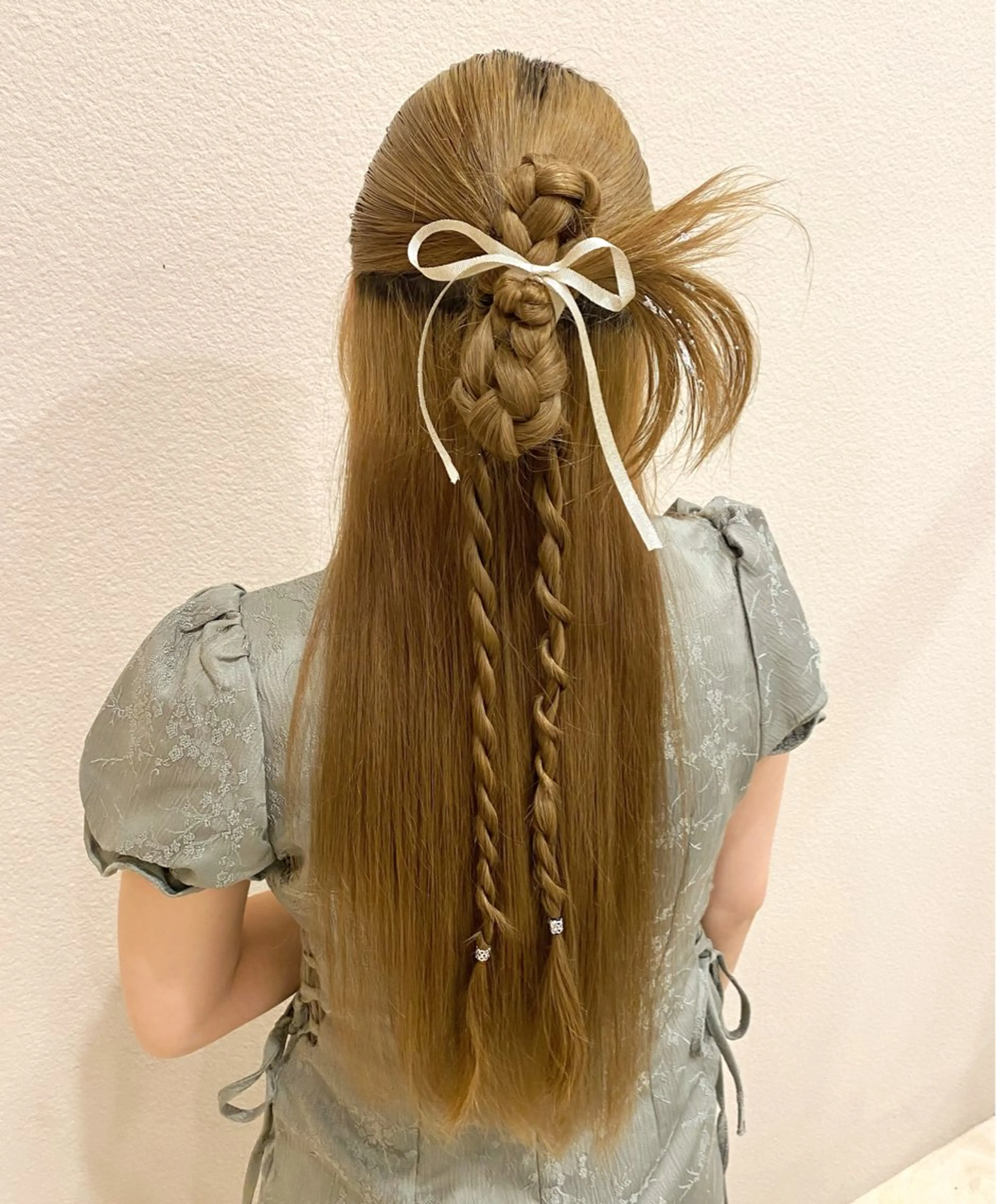 ヘアアレンジ ハーフアップ YUSUKE (ユウスケ)のヘアスタイル