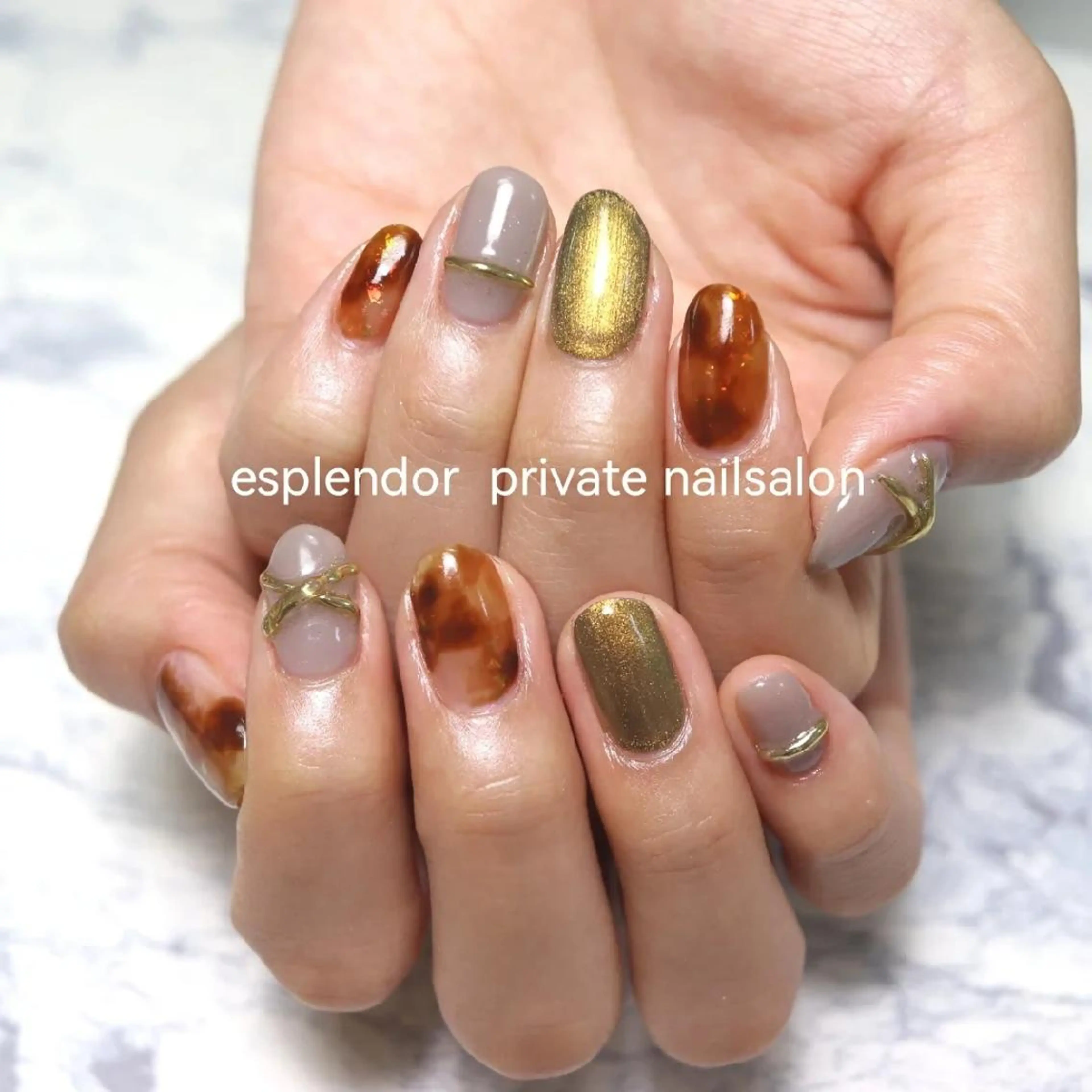 ネイル べっ甲ネイル esplendor  エスプレンドル所属・esplendor  エスプレンドルのネイルデザイン