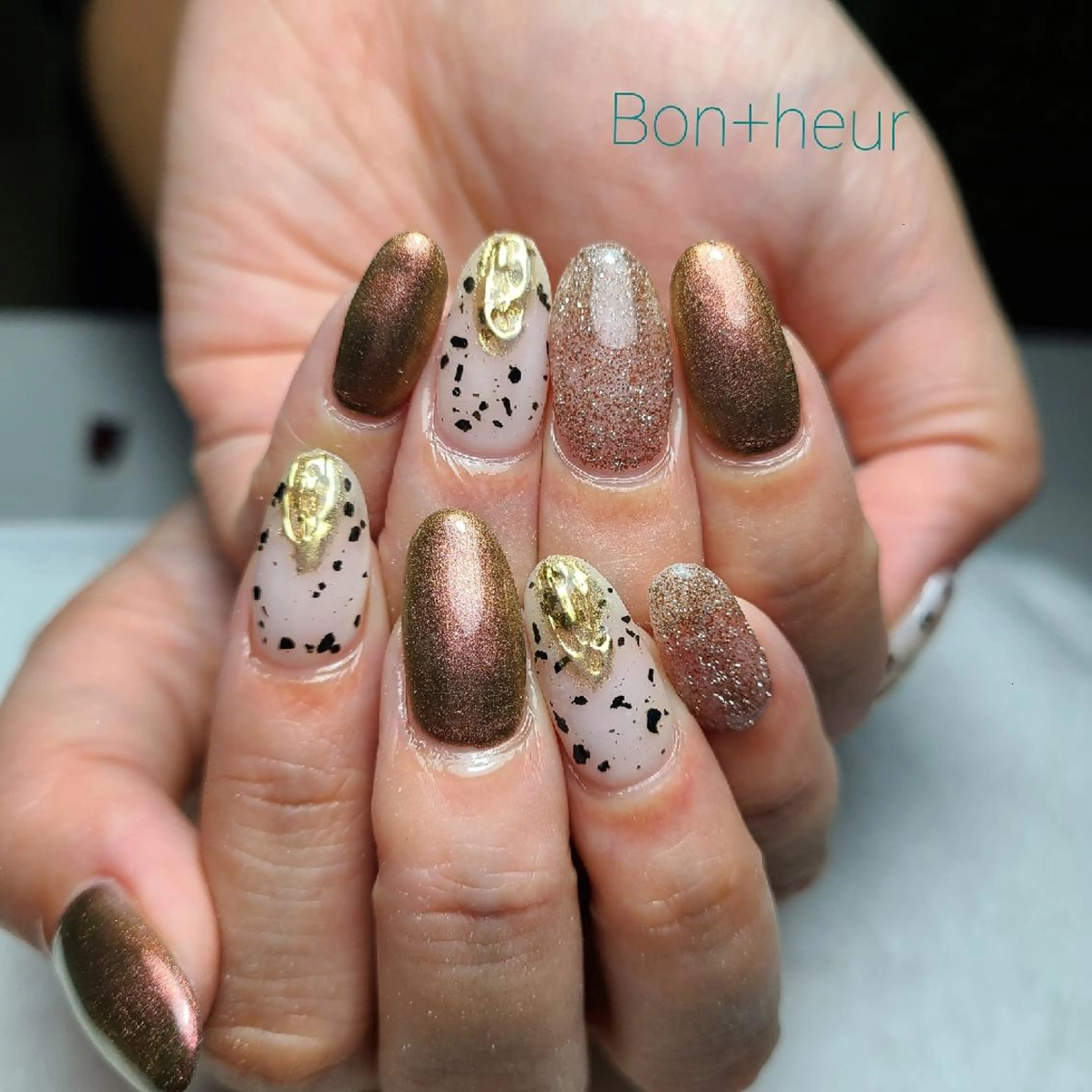 ネイル 宮口 紗子のネイルデザイン