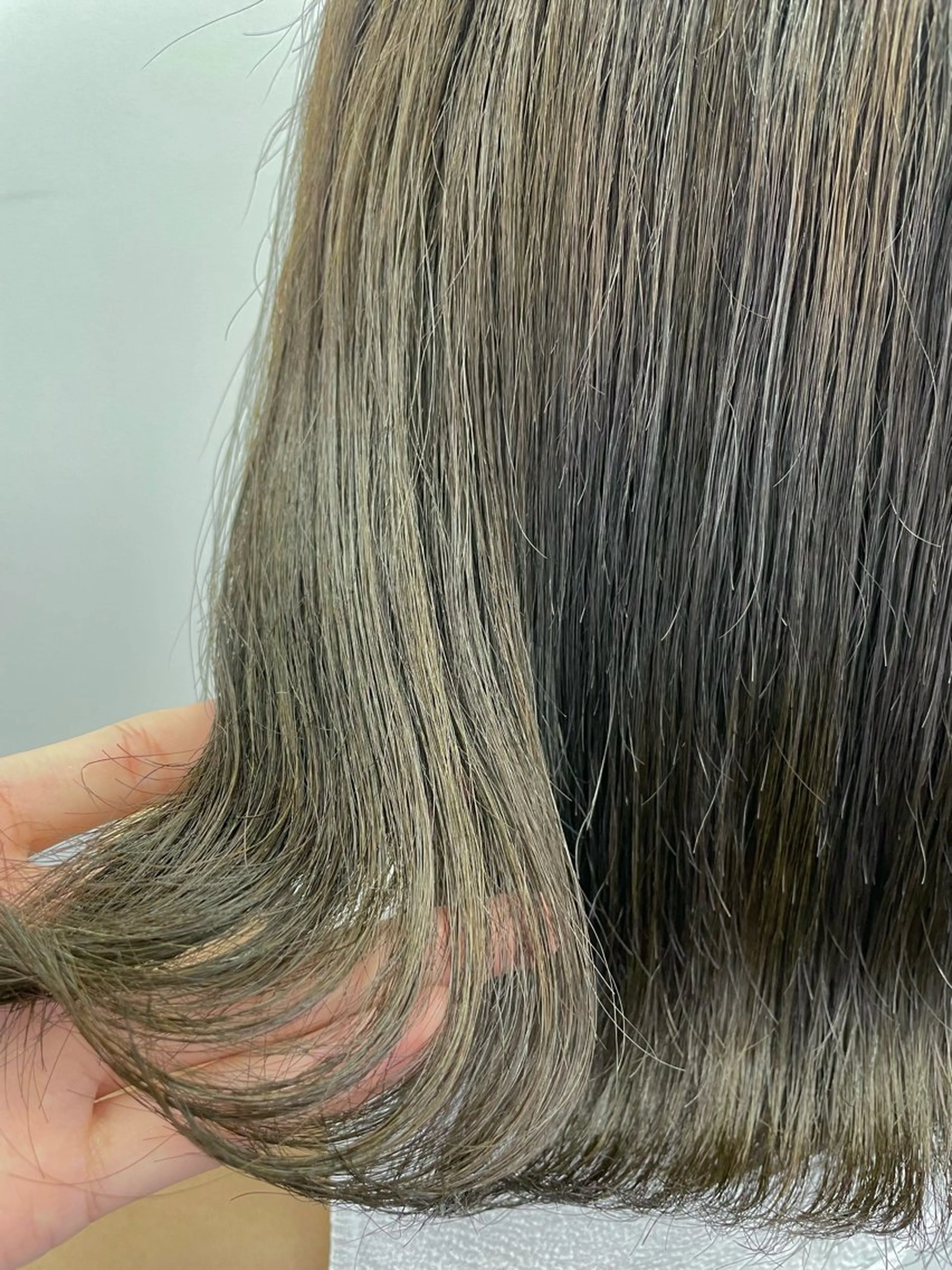 セミロング カラー ダブルカラー🦖 /髪質改善⚡️しおりのヘアスタイル