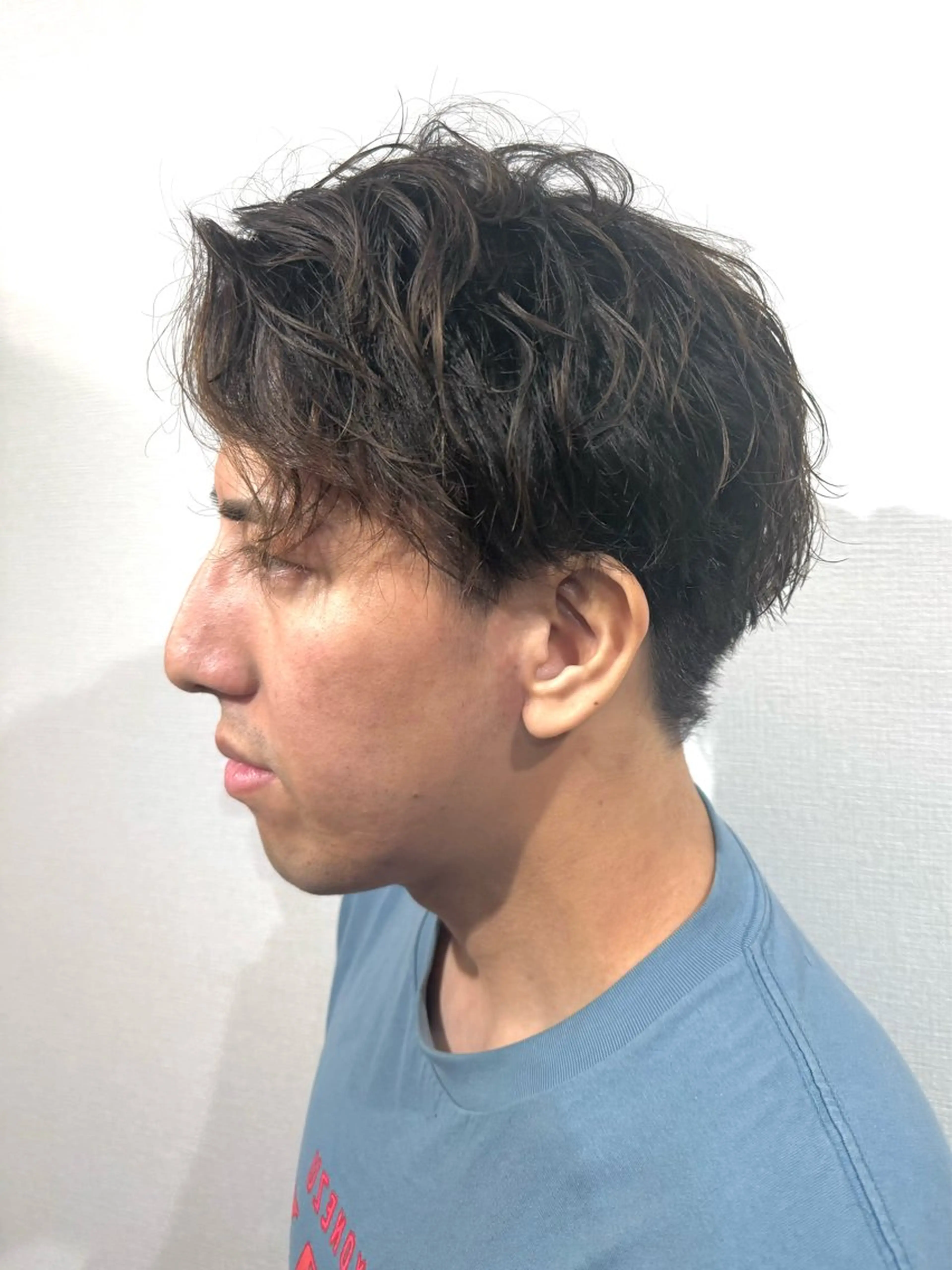 パーマ メンズ メンズブリーチ メンズパーマ メンズツイストパーマ 刈り上げ ニュアンスパーマ 🔥メンズ特化🔥 パーマ🔥カメイのヘアスタイル