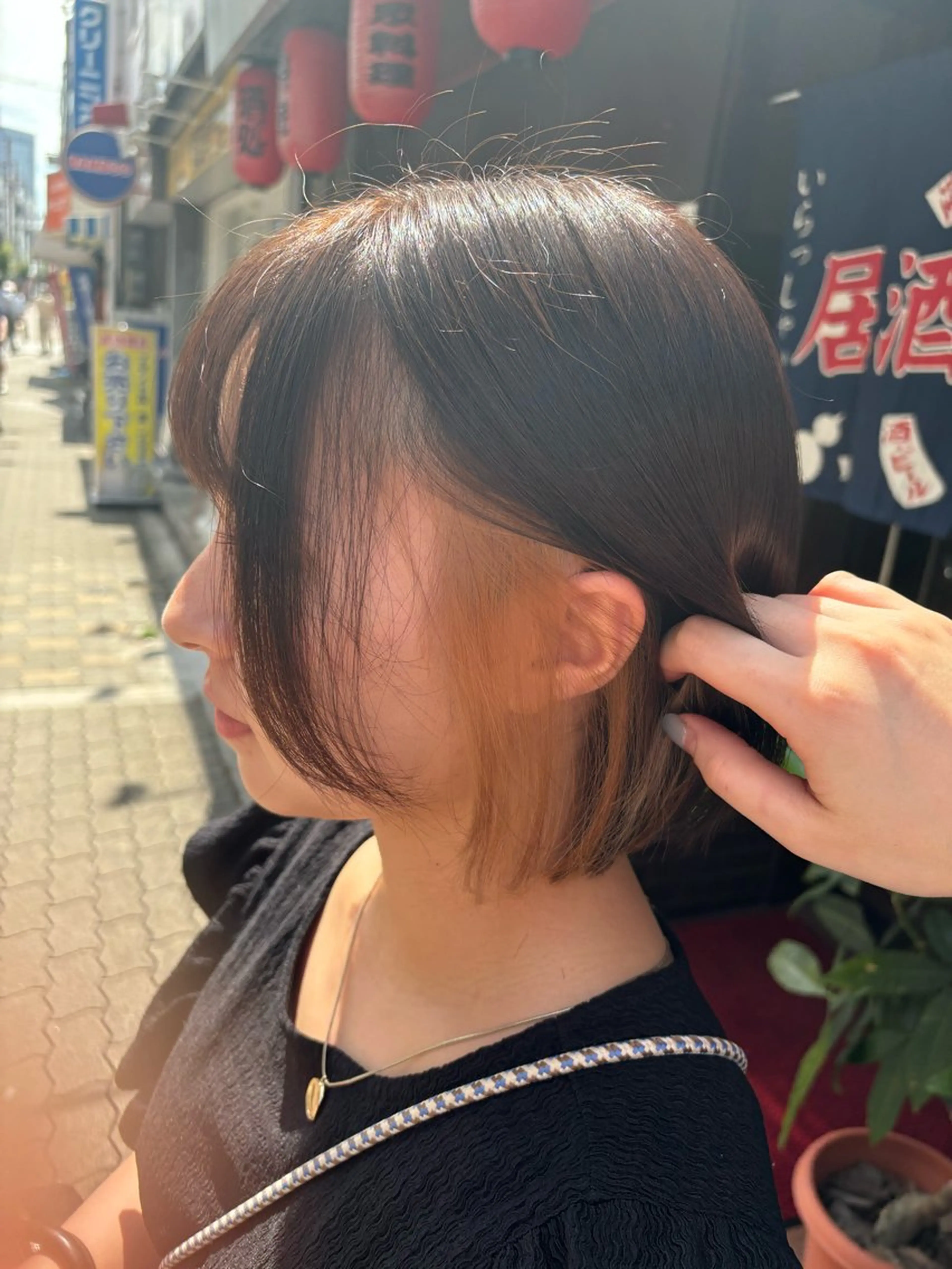 ショート カラー ベージュカラー イヤリングカラー 中田 渚のヘアスタイル