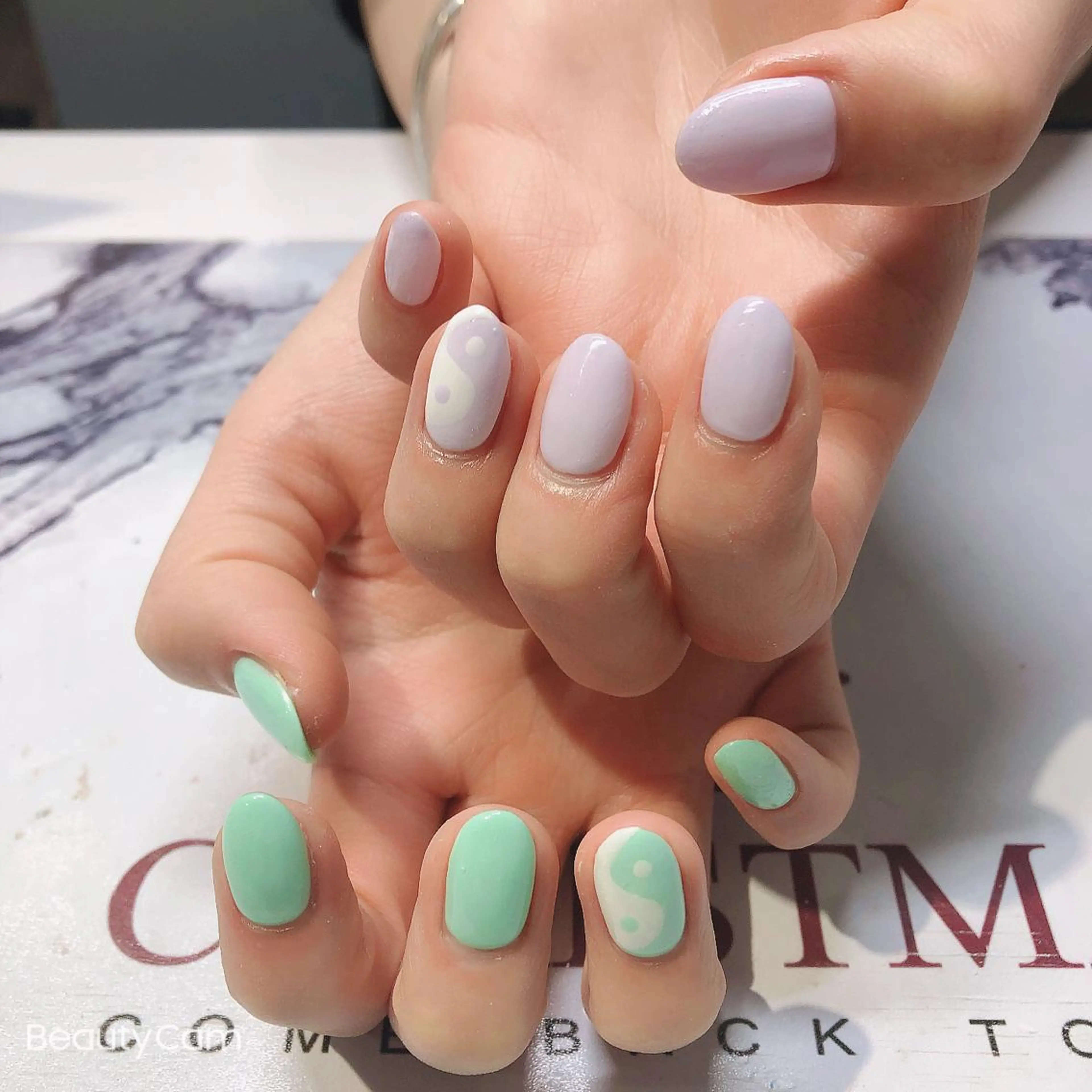 ネイル Guarendo錦糸町店所属・ガレンドウ 白澤 愛子のネイルデザイン