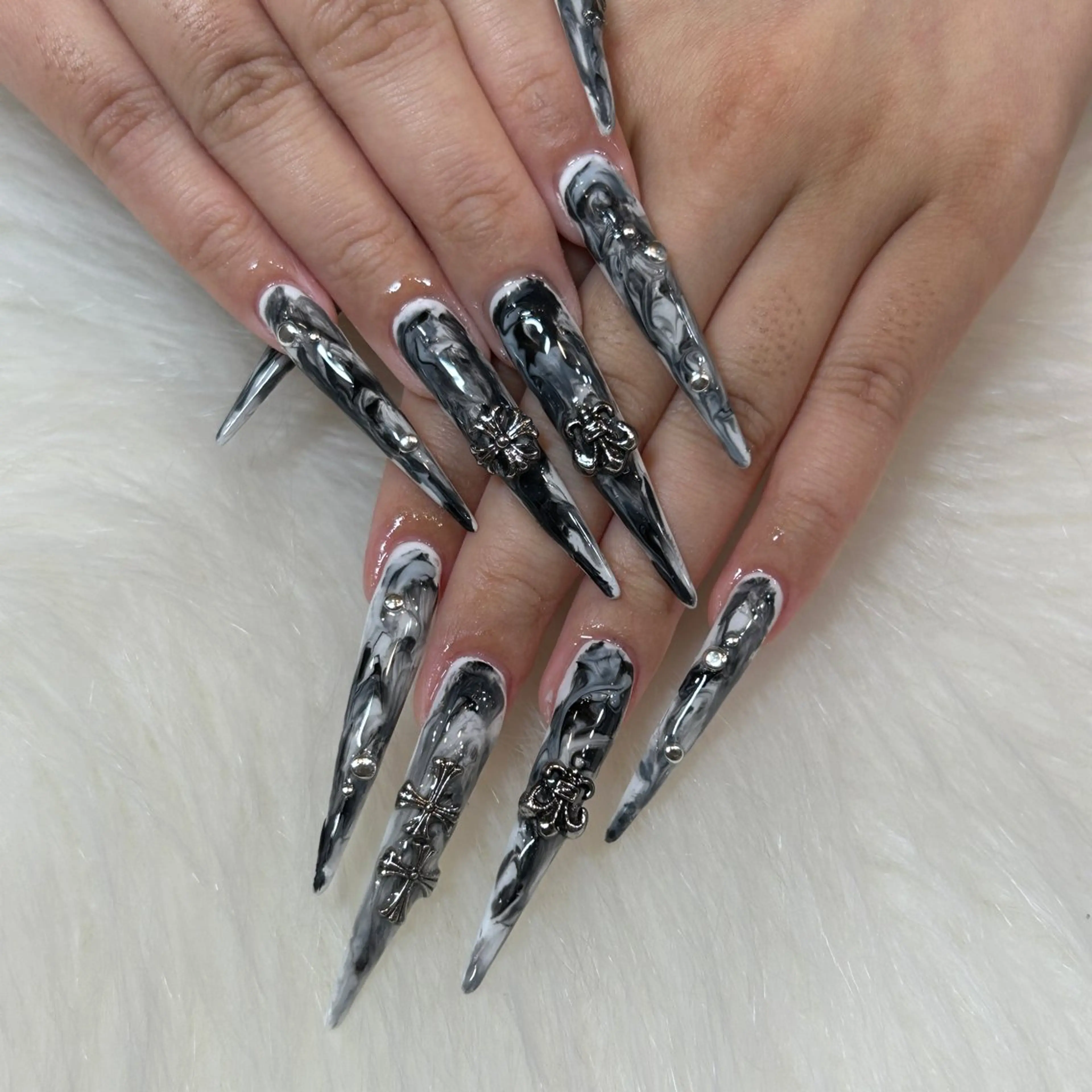 ネイル 🐠🪸 Karen🫧のネイルデザイン