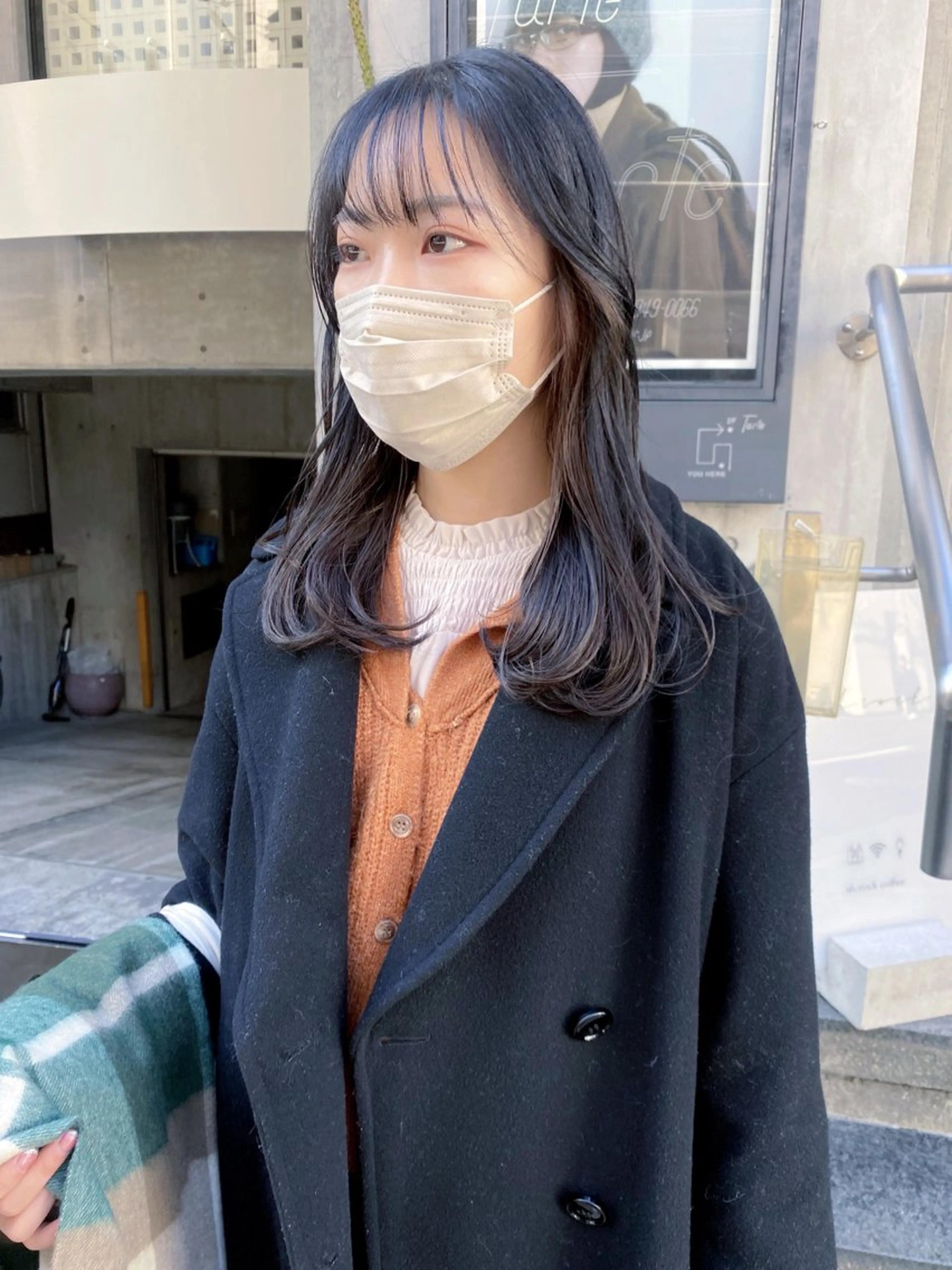 ロング カラー アッシュ 透明感カラー ラベンダーカラー ラベンダーアッシュ 柔らかストレートと ツヤカラー/和田陽向のヘアスタイル