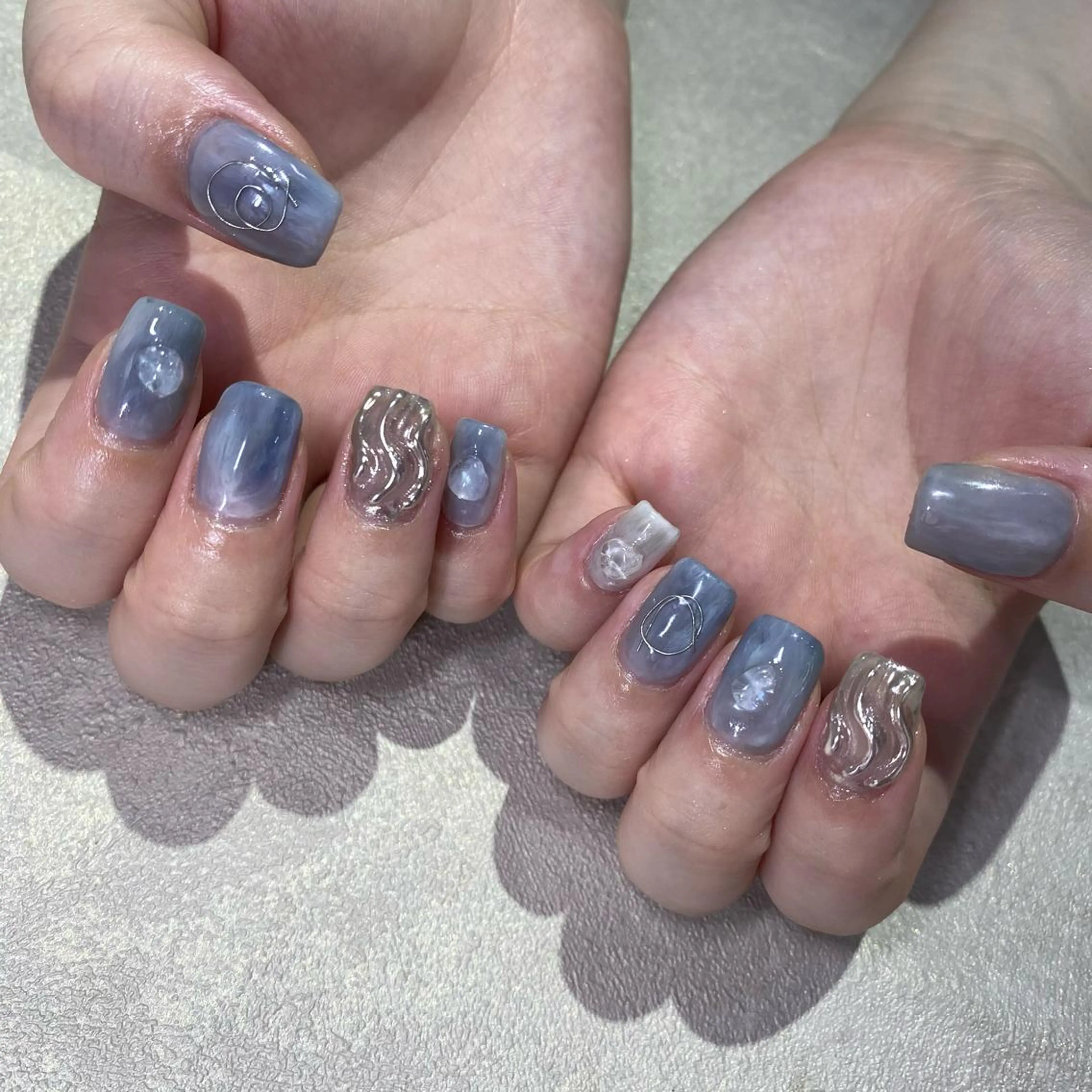 ネイル ハンドネイル Amber21.所属・Nagahama Akariのネイルデザイン