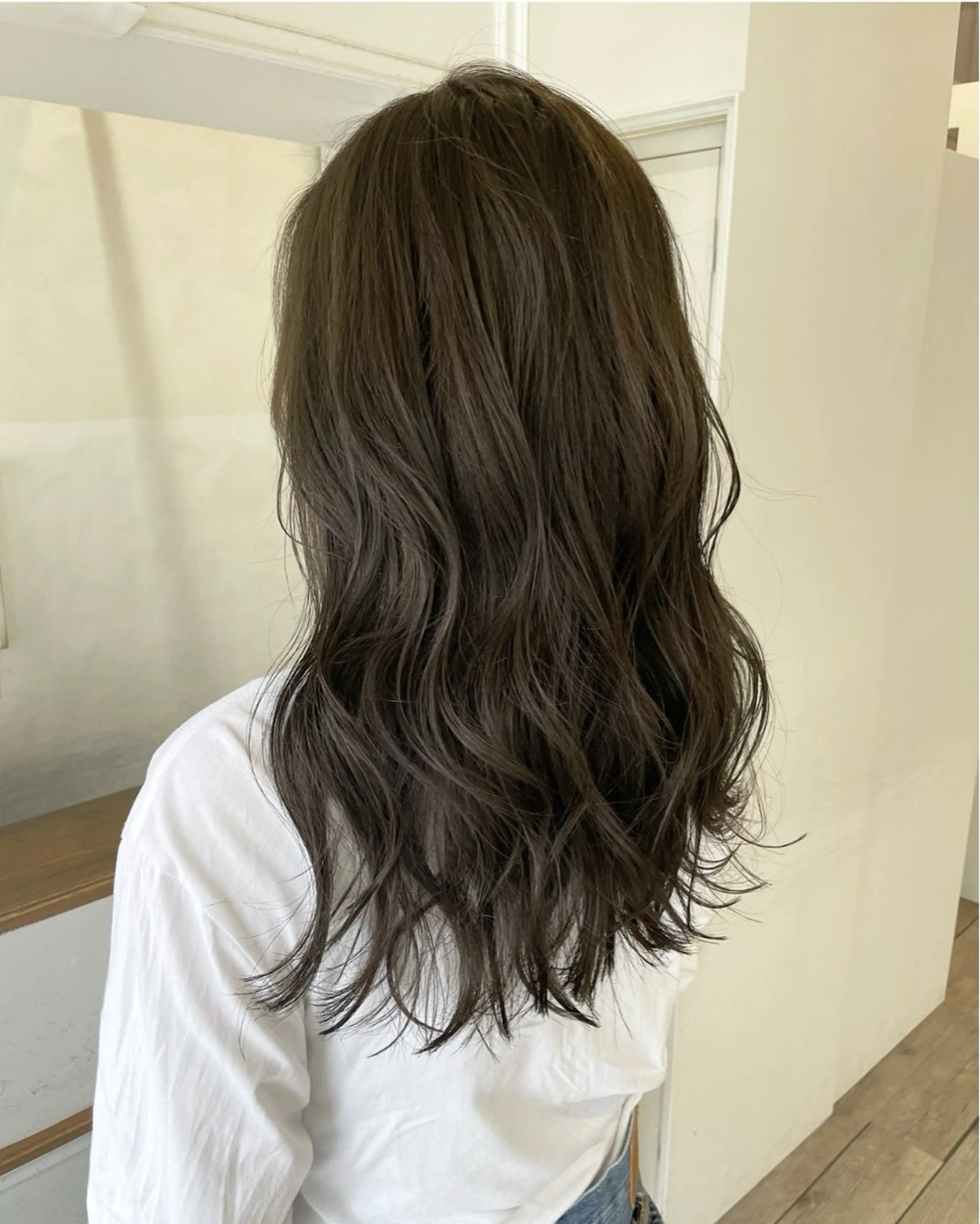 ロング ヘアカラー ROMEO京橋 MINAMIのヘアスタイル