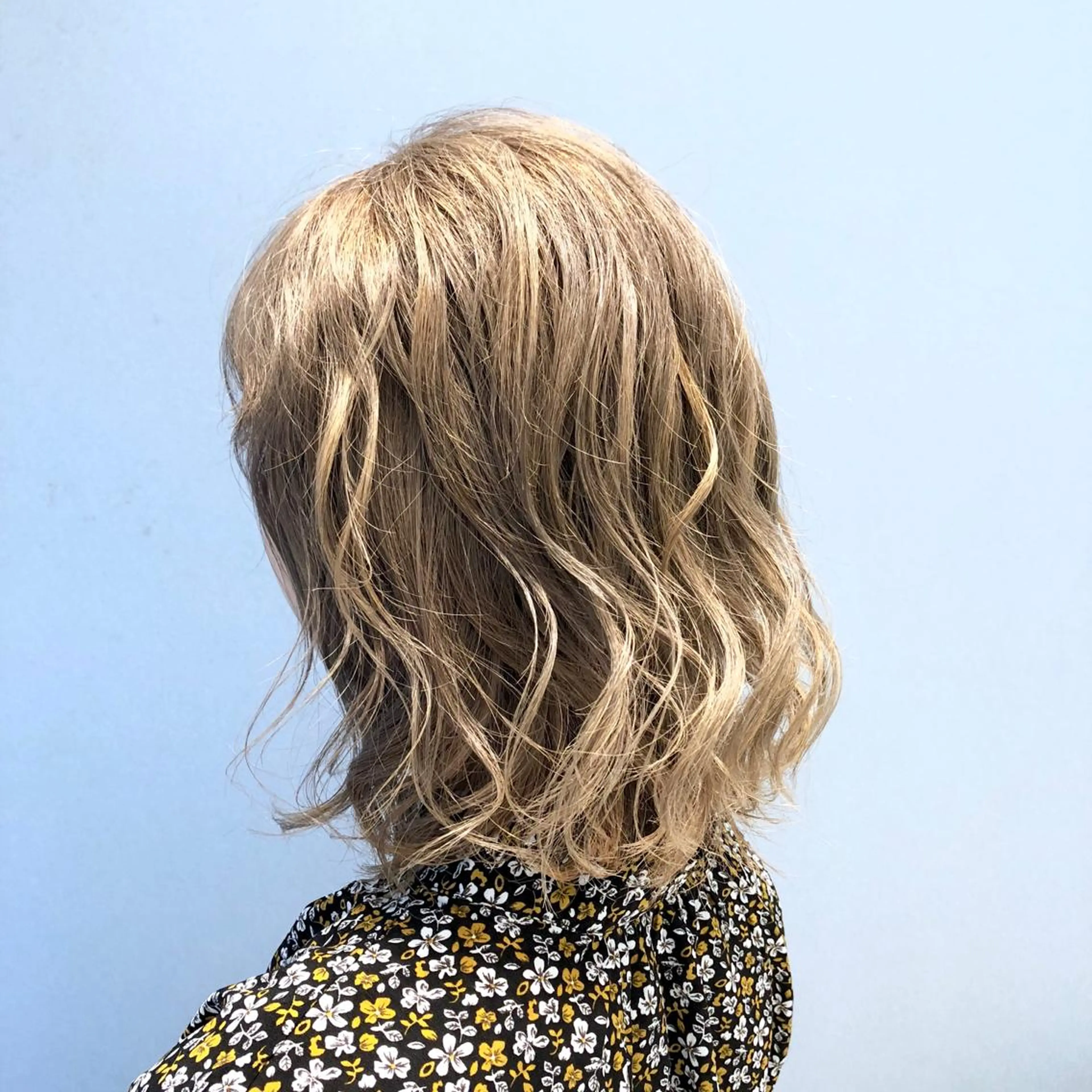 ミディアム カラー ブリーチ ケアブリーチ グレージュ イルミナカラー 外国人風カラー カット ヘアカラー トリートメント 🌈ぷる艶カラー🌈 髪質改善👑柳沼尚貴のヘアスタイル