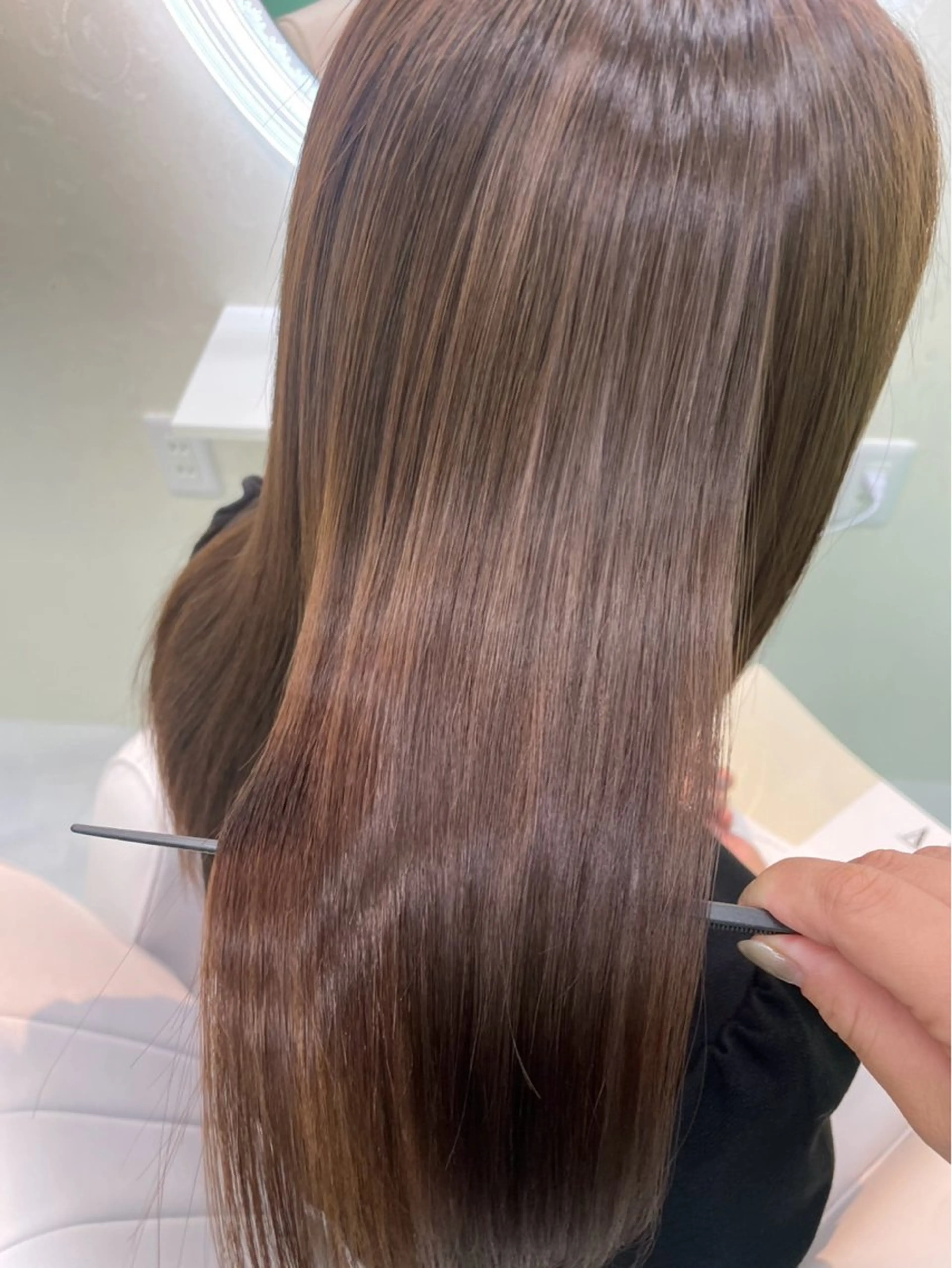 ミディアム カット 縮毛矯正 トリートメント Ella所属・nana【艶髪】/ レイヤー/縮毛矯正のヘアスタイル