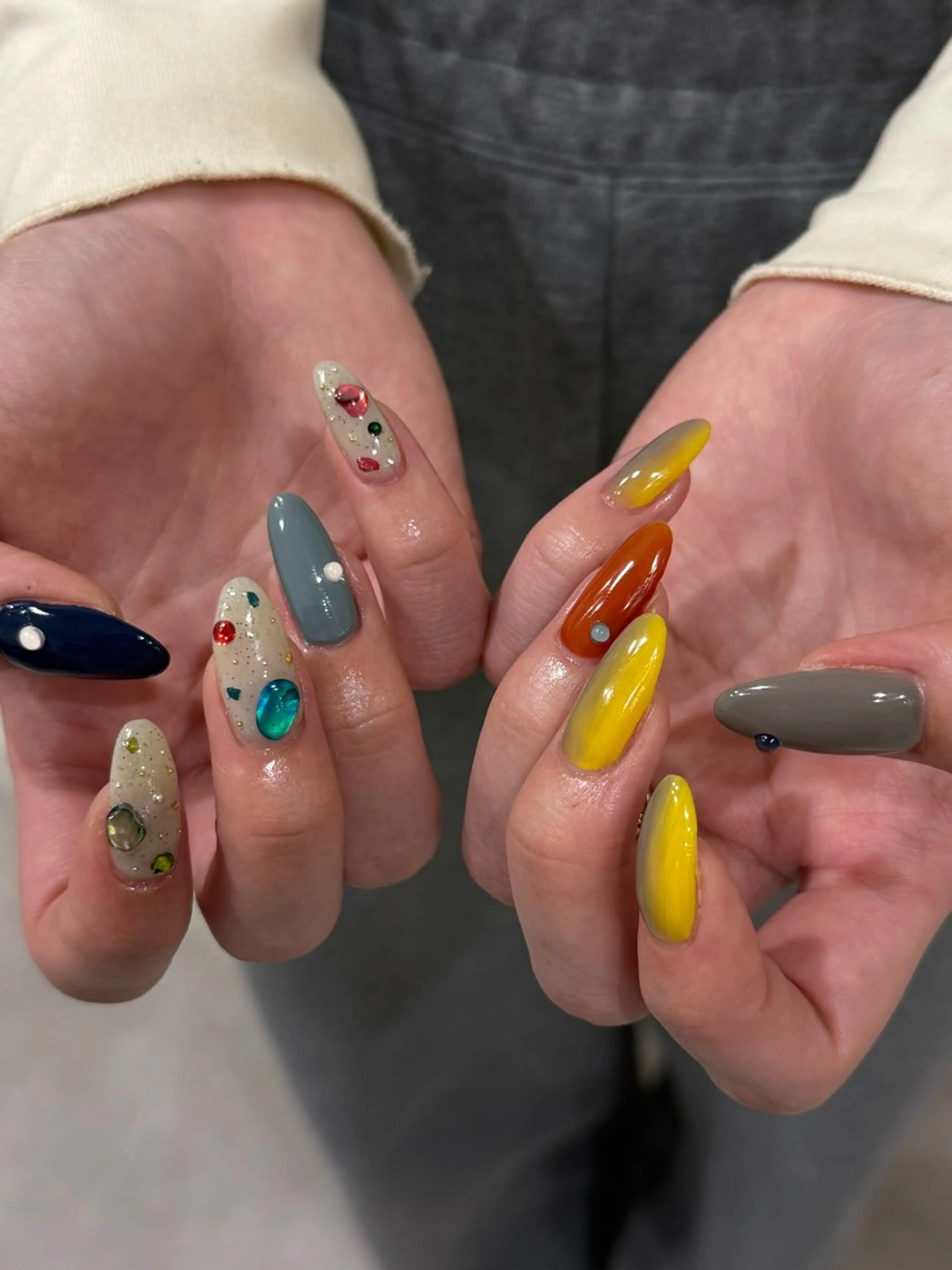 ネイル neouv所属・NEOUV_ mikuのネイルデザイン