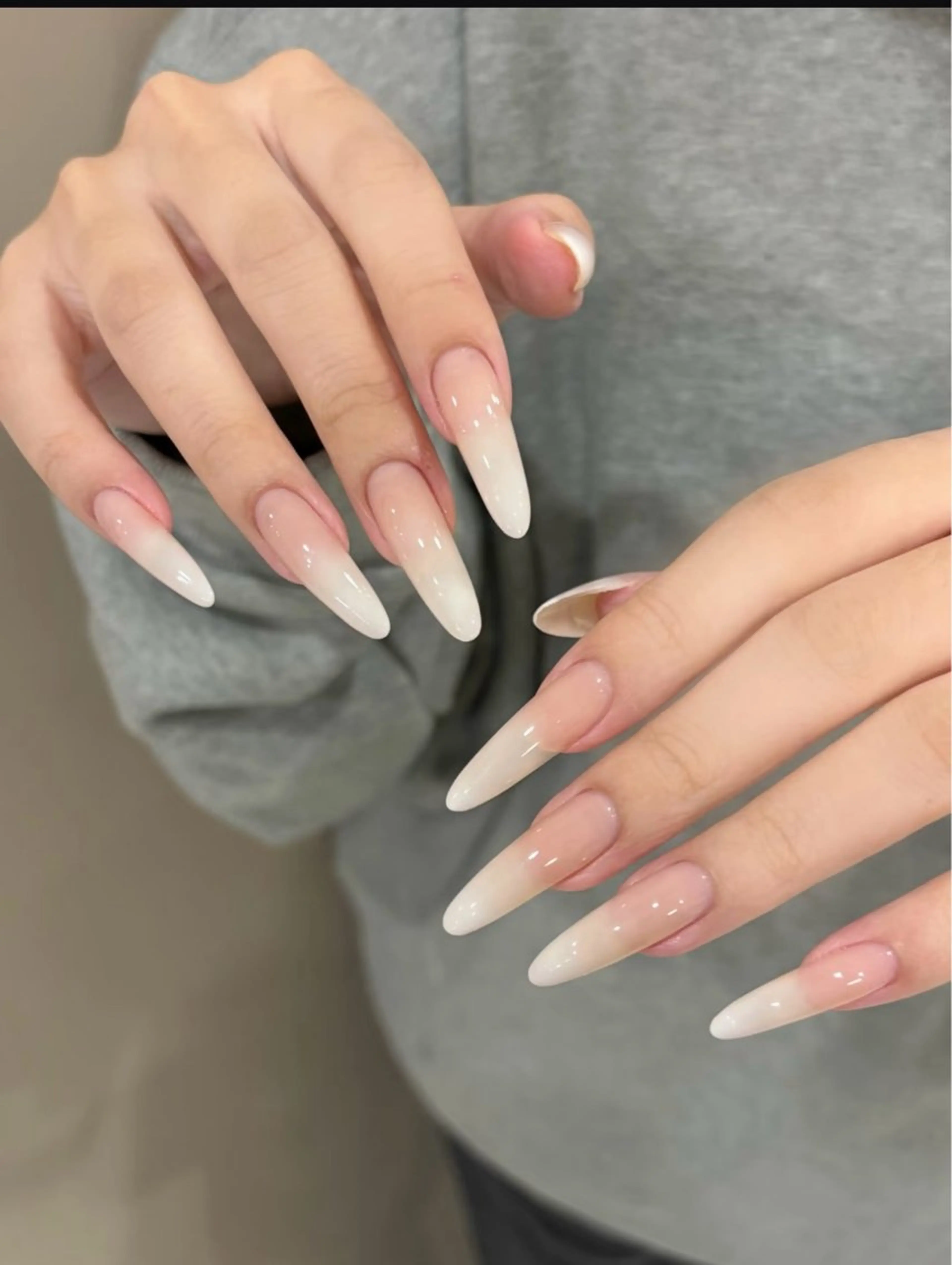 ネイル ハンドネイル R  Nailsalon所属・Rネイルサロン みらいのネイルデザイン