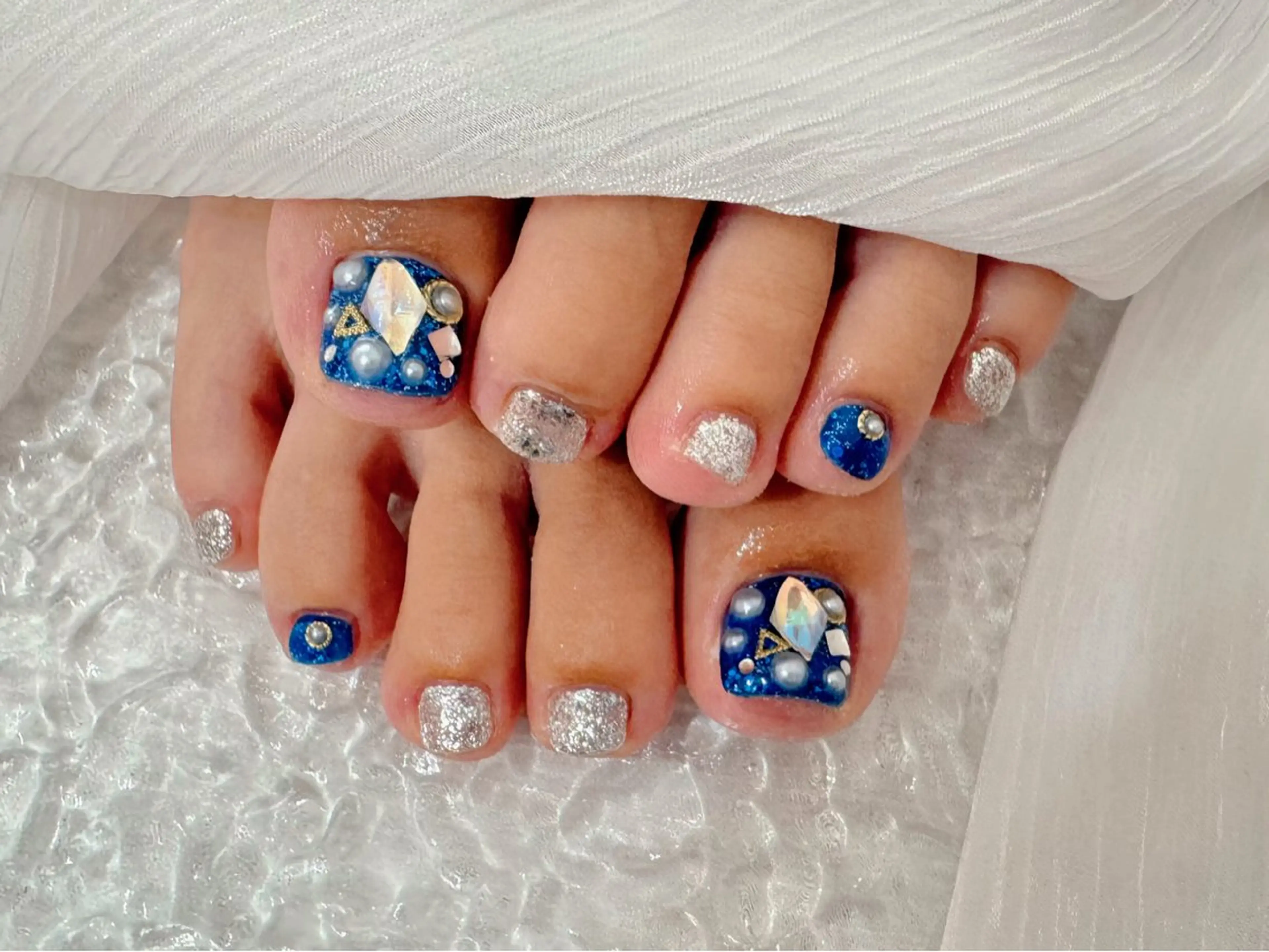 ネイル フットネイル マジックミラー所属・マジック ミラーのネイルデザイン