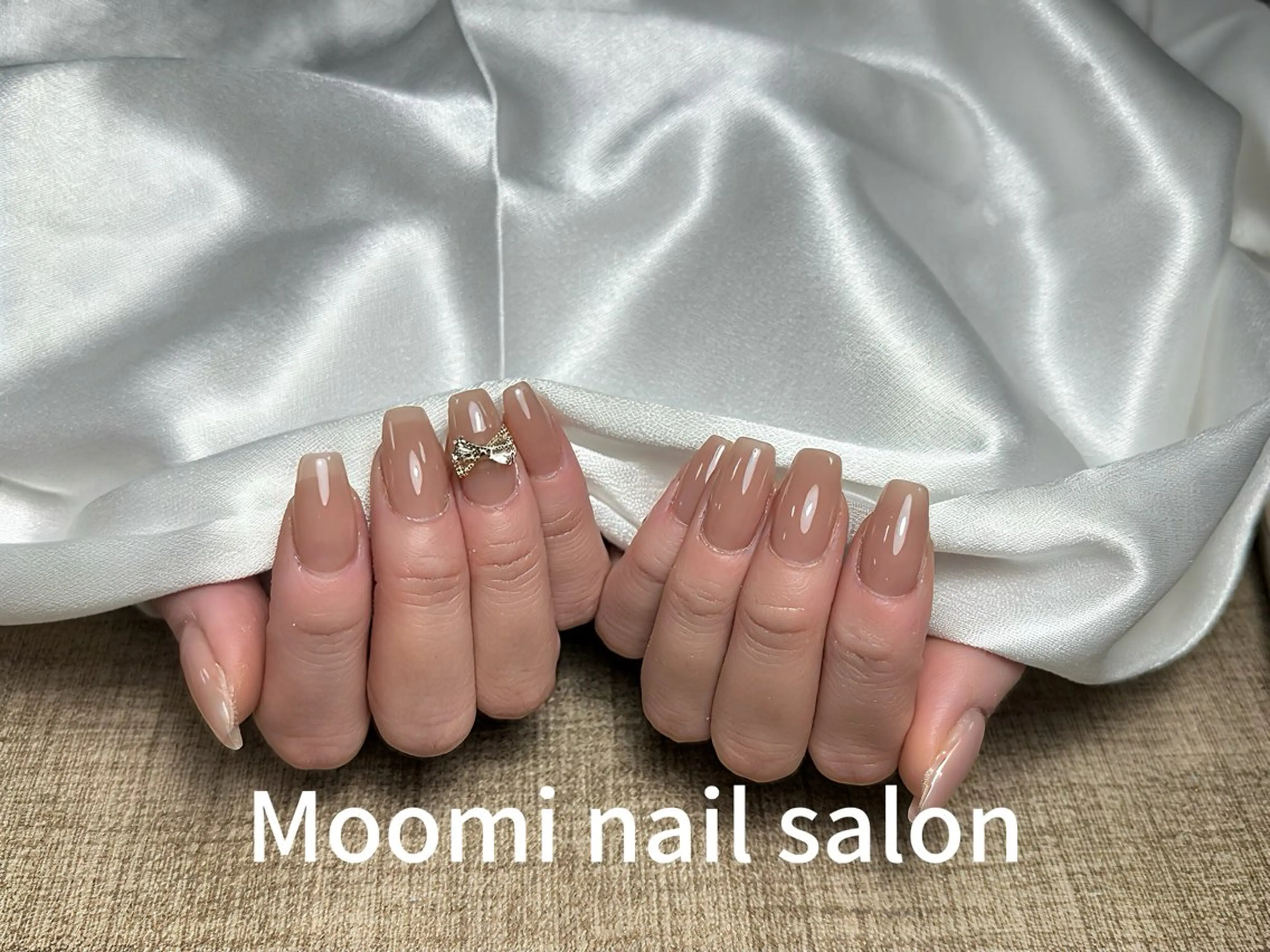 ロング ハンドネイル Moomi nail salonのネイルデザイン