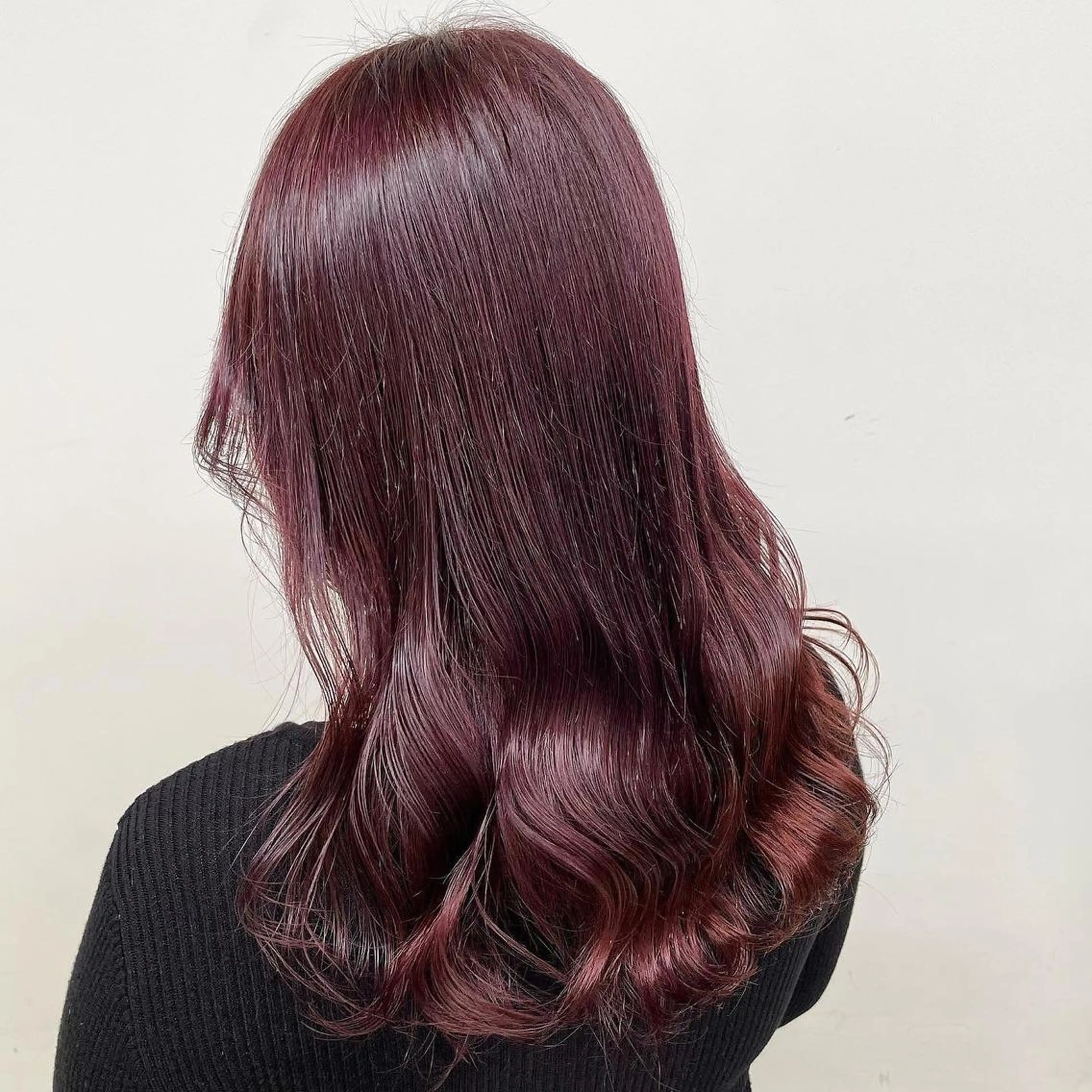 セミロング カラー カット 縮毛矯正 トリートメント 透明感・トレンドヘア 🫧SENDAI🫧のヘアスタイル