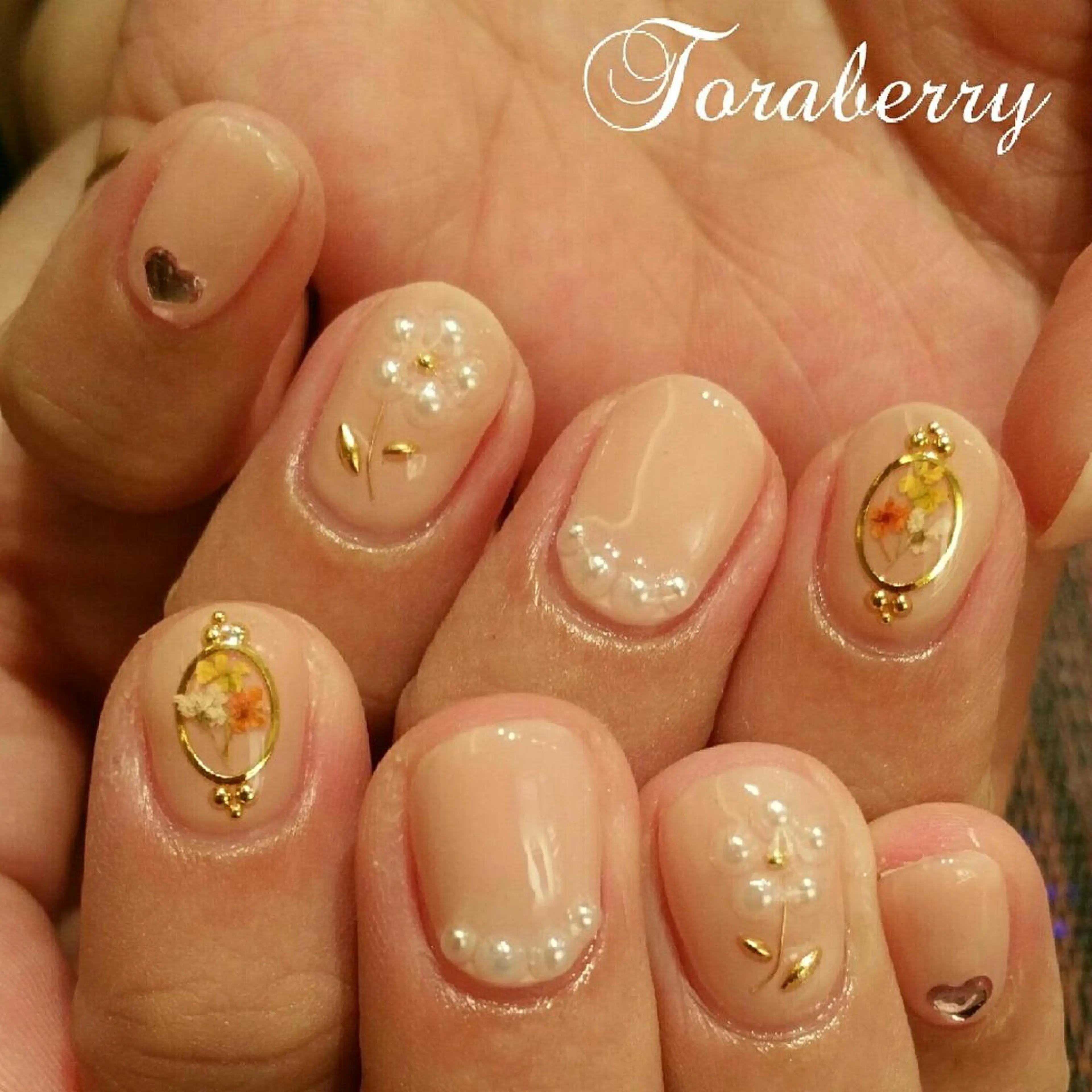 ネイル ネイリスト なつみのネイルデザイン