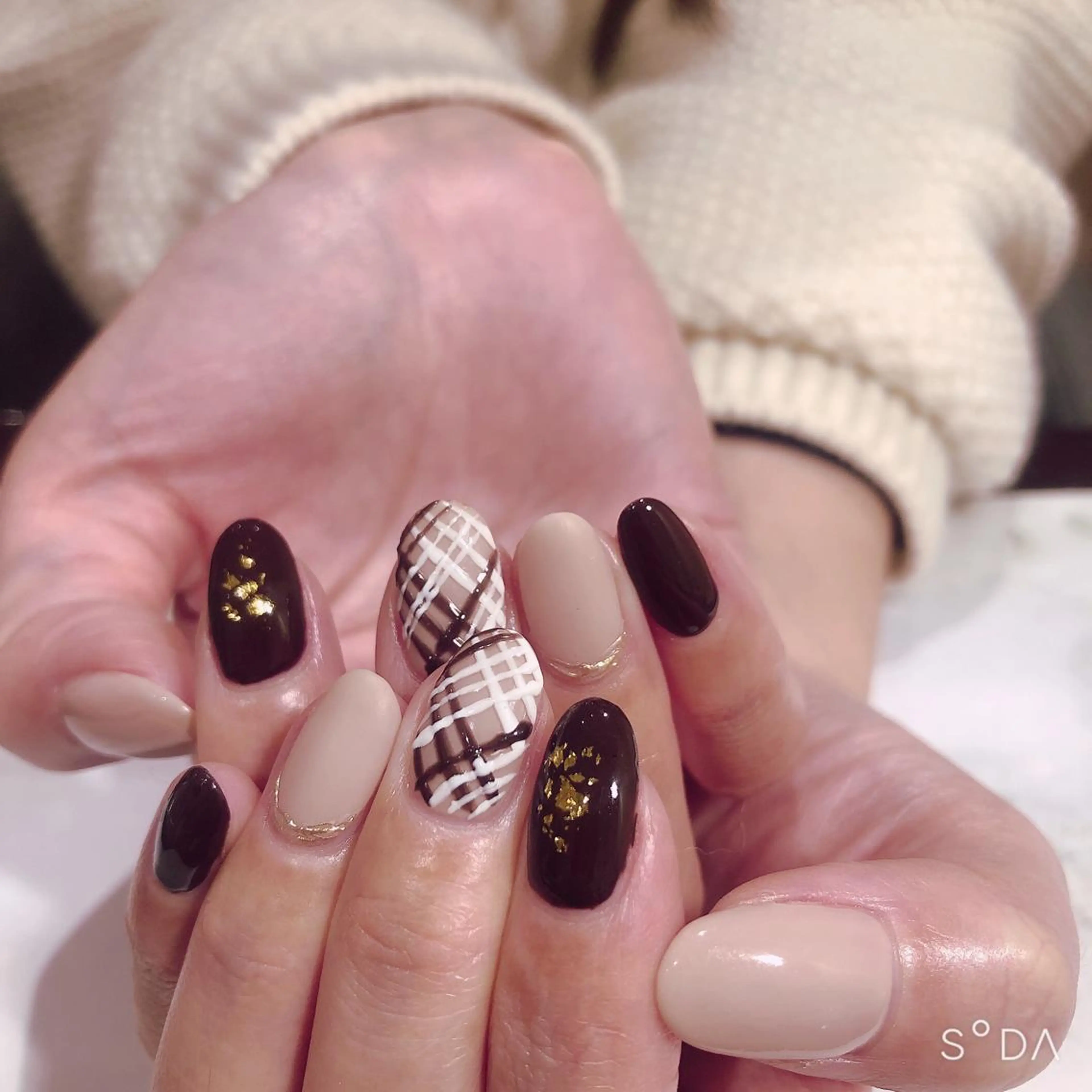 ネイル バレンタイン ハンドネイル 吉野✨ ネイルデザイナー✨のネイルデザイン