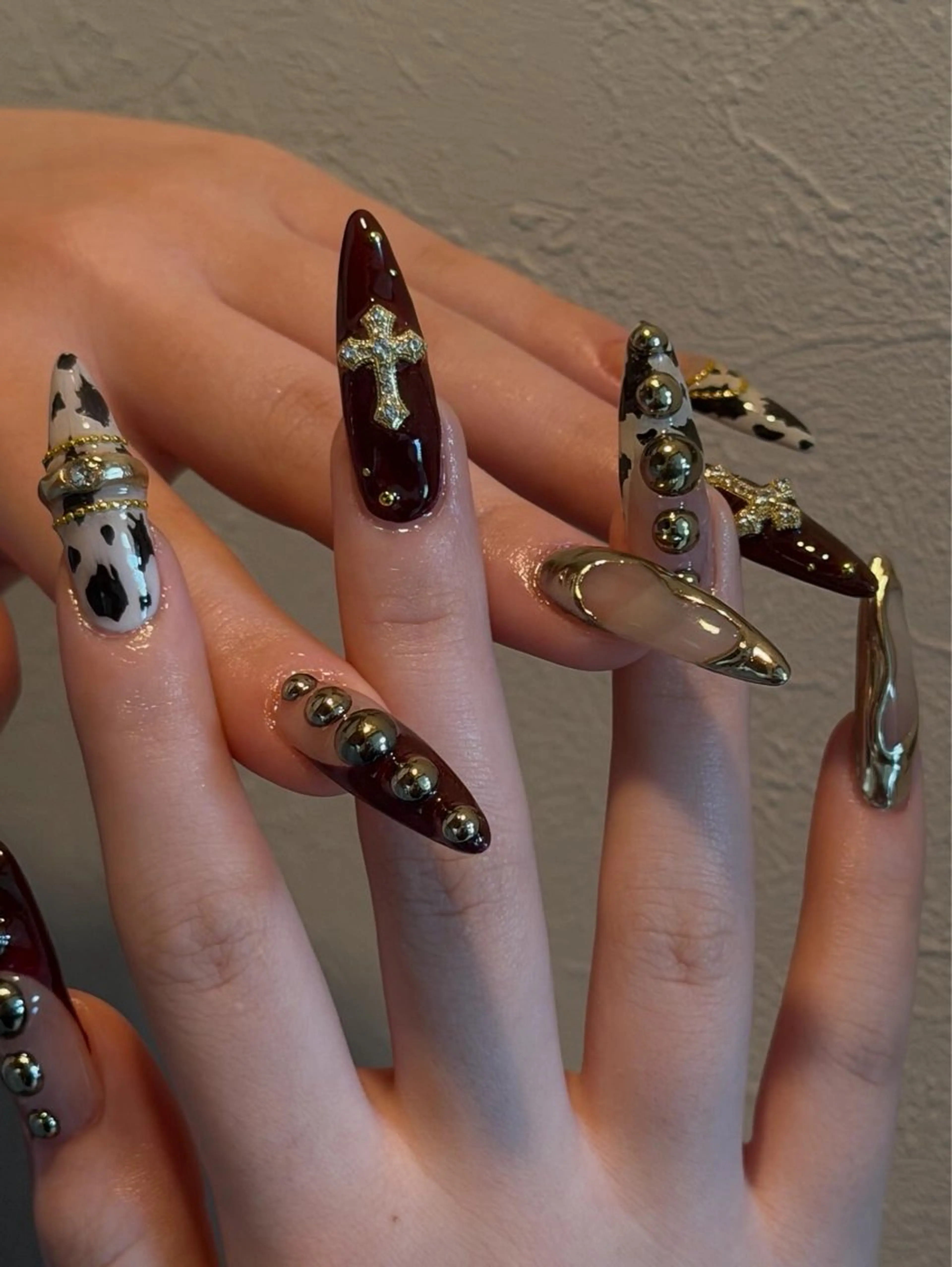 ネイル femme💫 CARINAのネイルデザイン