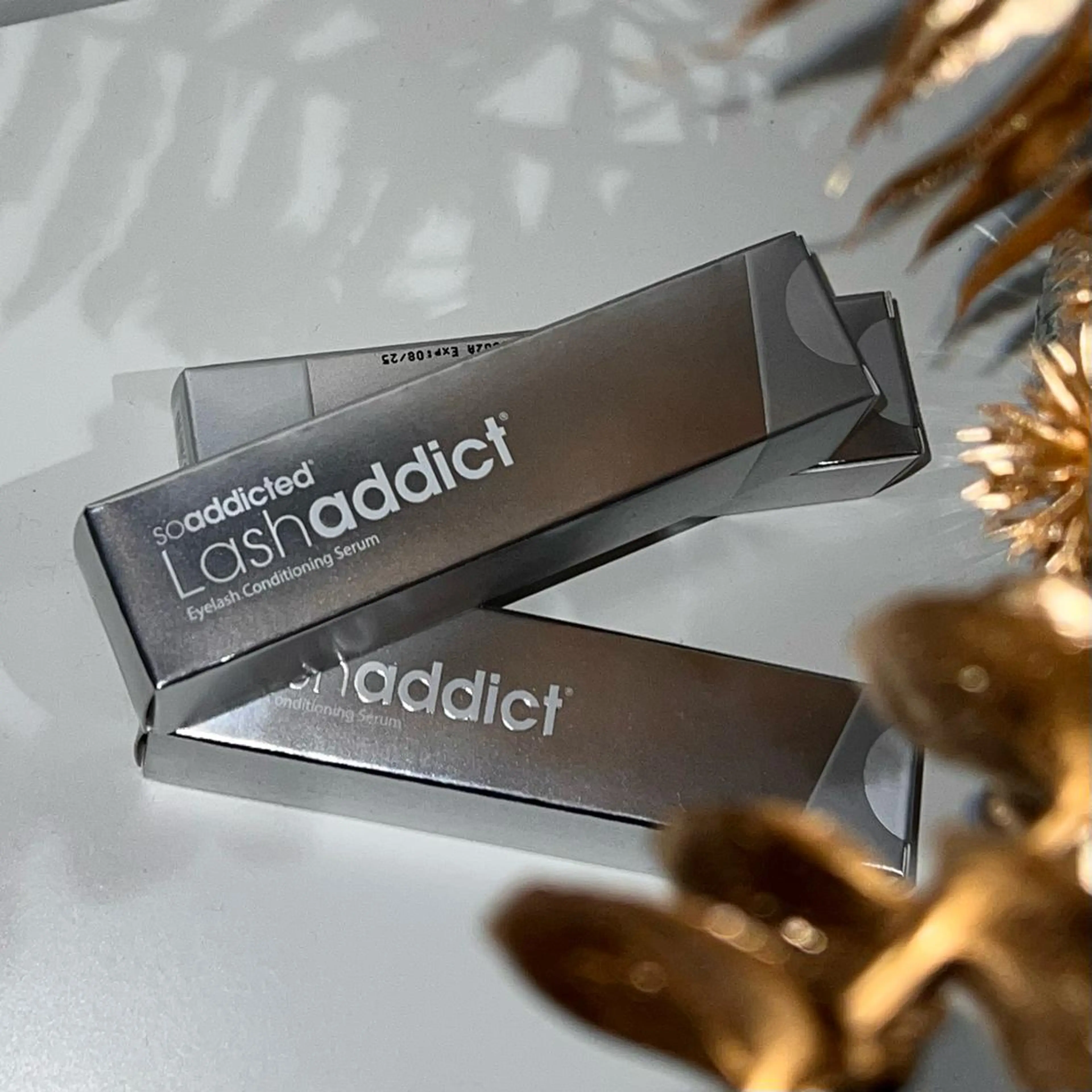 HAYASHI💗 忙しい女性の救世主のマツエク・マツパデザイン