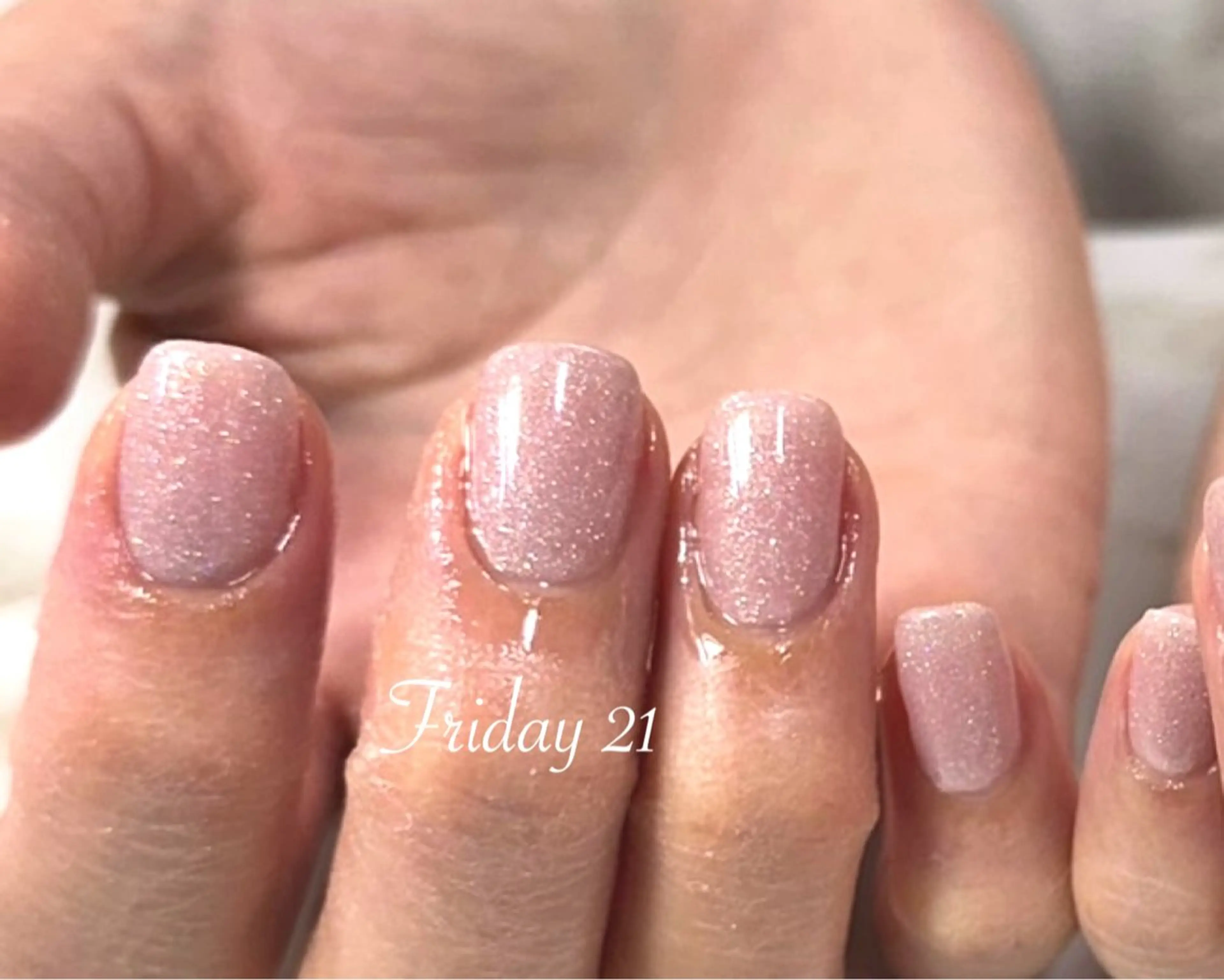 ネイル ハンドネイル ネイルサロン Friday 21所属・ネイルサロン Friday 21のネイルデザイン