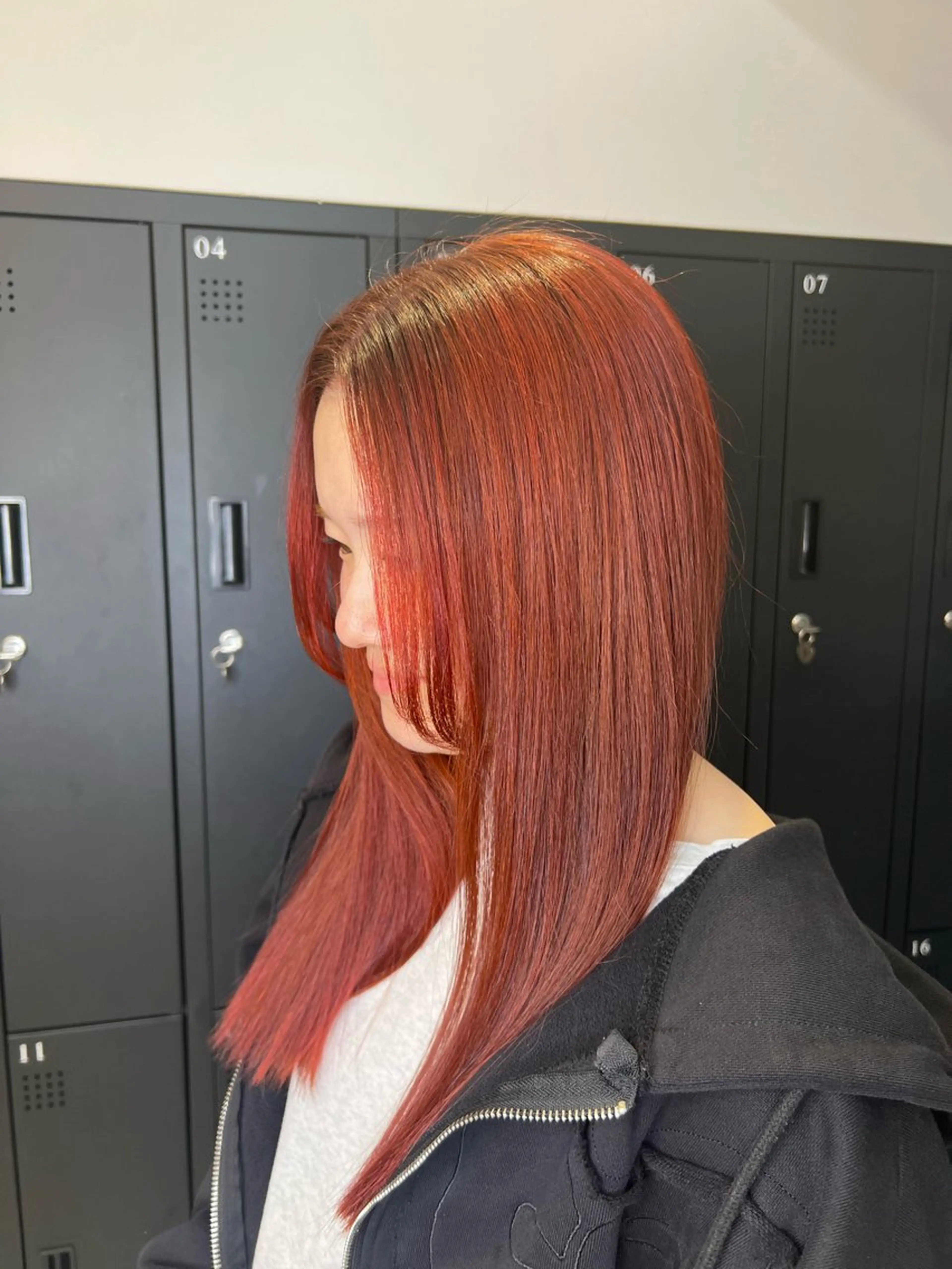 セミロング カラー シールエクステ ベージュカラー ブリーチ ケアブリーチ 透明感カラー ヘアカラー ハイトーン/髪質改善 🦋KASUGA🖤のヘアスタイル