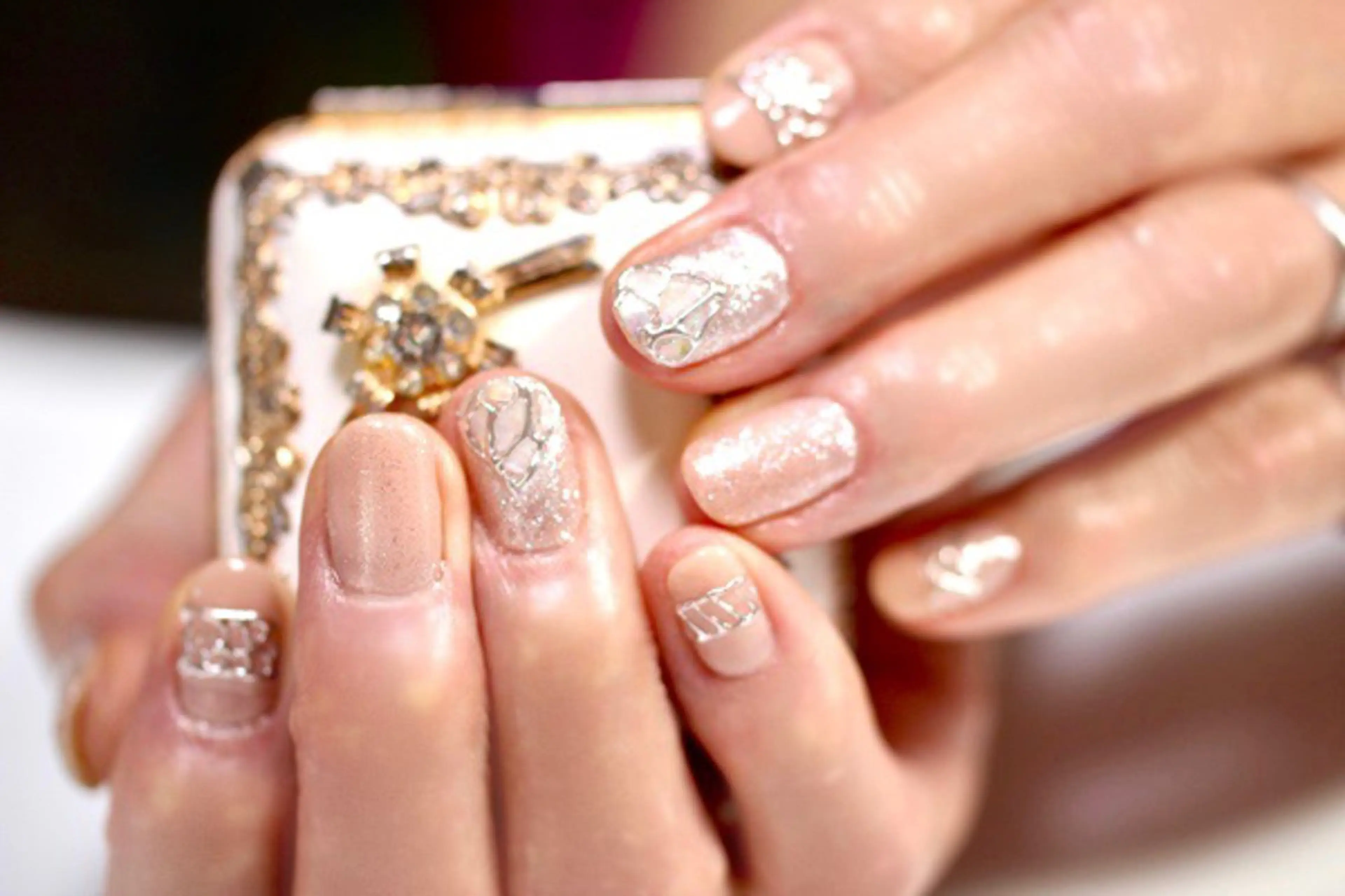 ネイル ジェルネイル ママリンド　志村坂上店所属・しみ えんのネイルデザイン