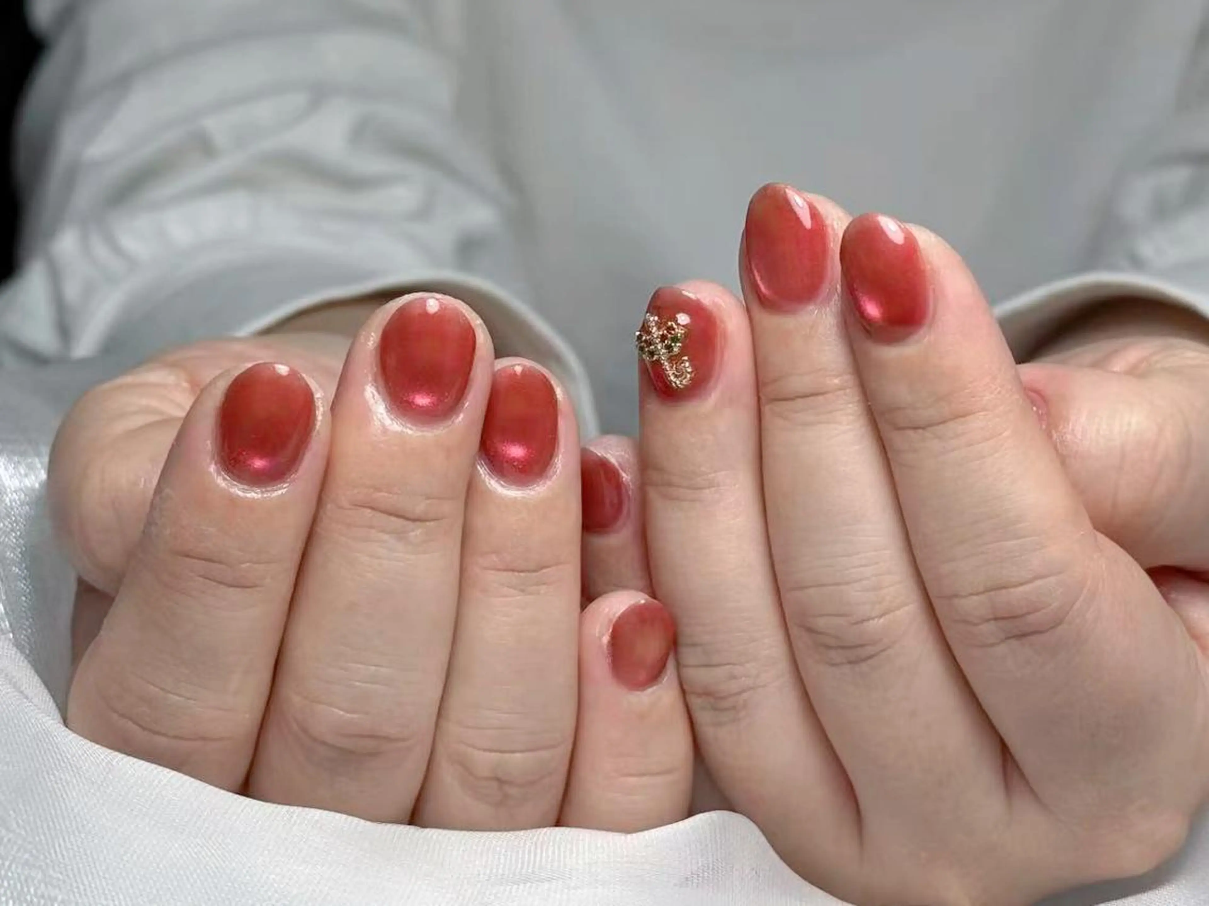 ネイル ヨウ キョウセンのネイルデザイン