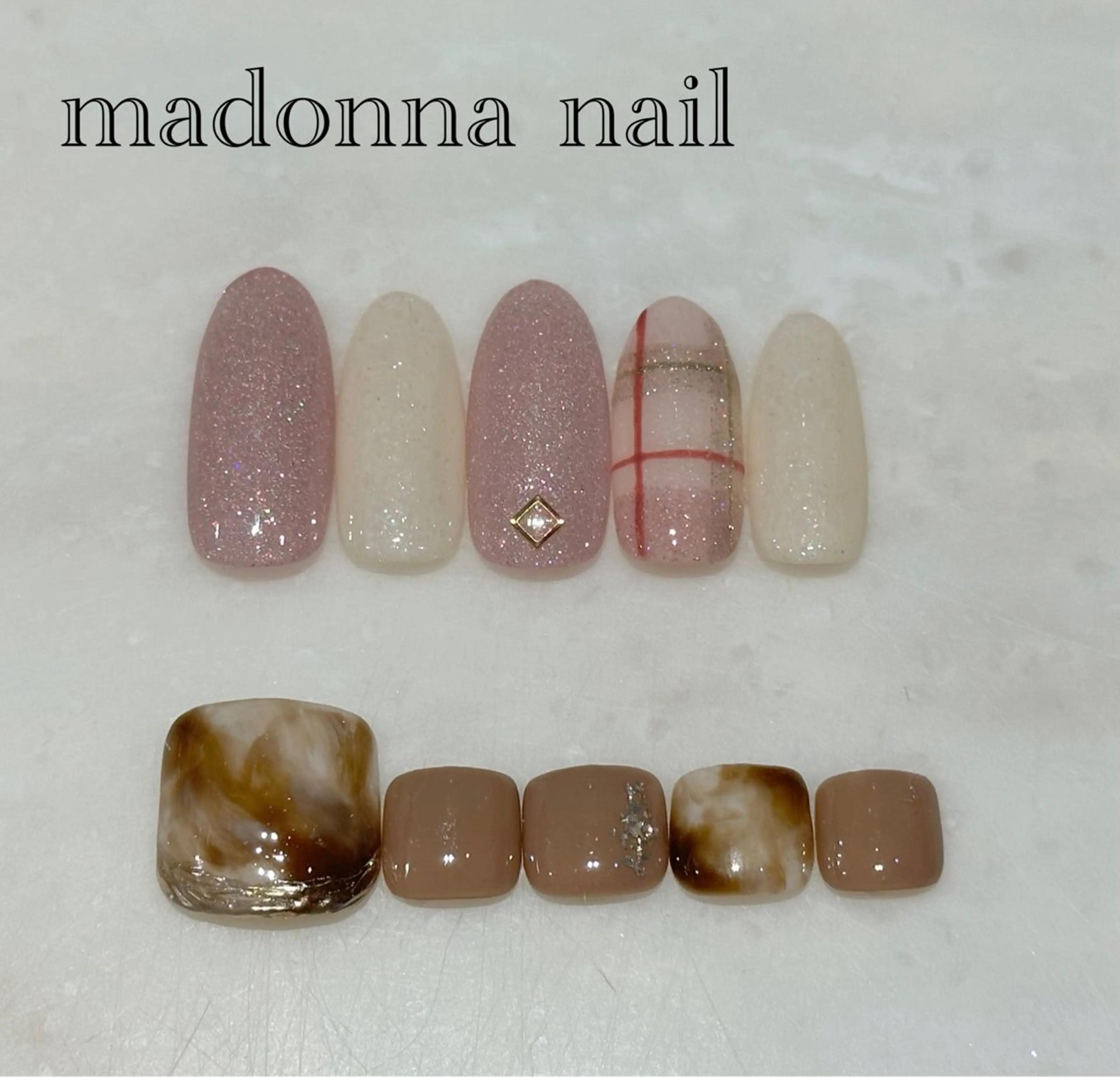 ネイル ハンドネイル 柿島 舞香のネイルデザイン