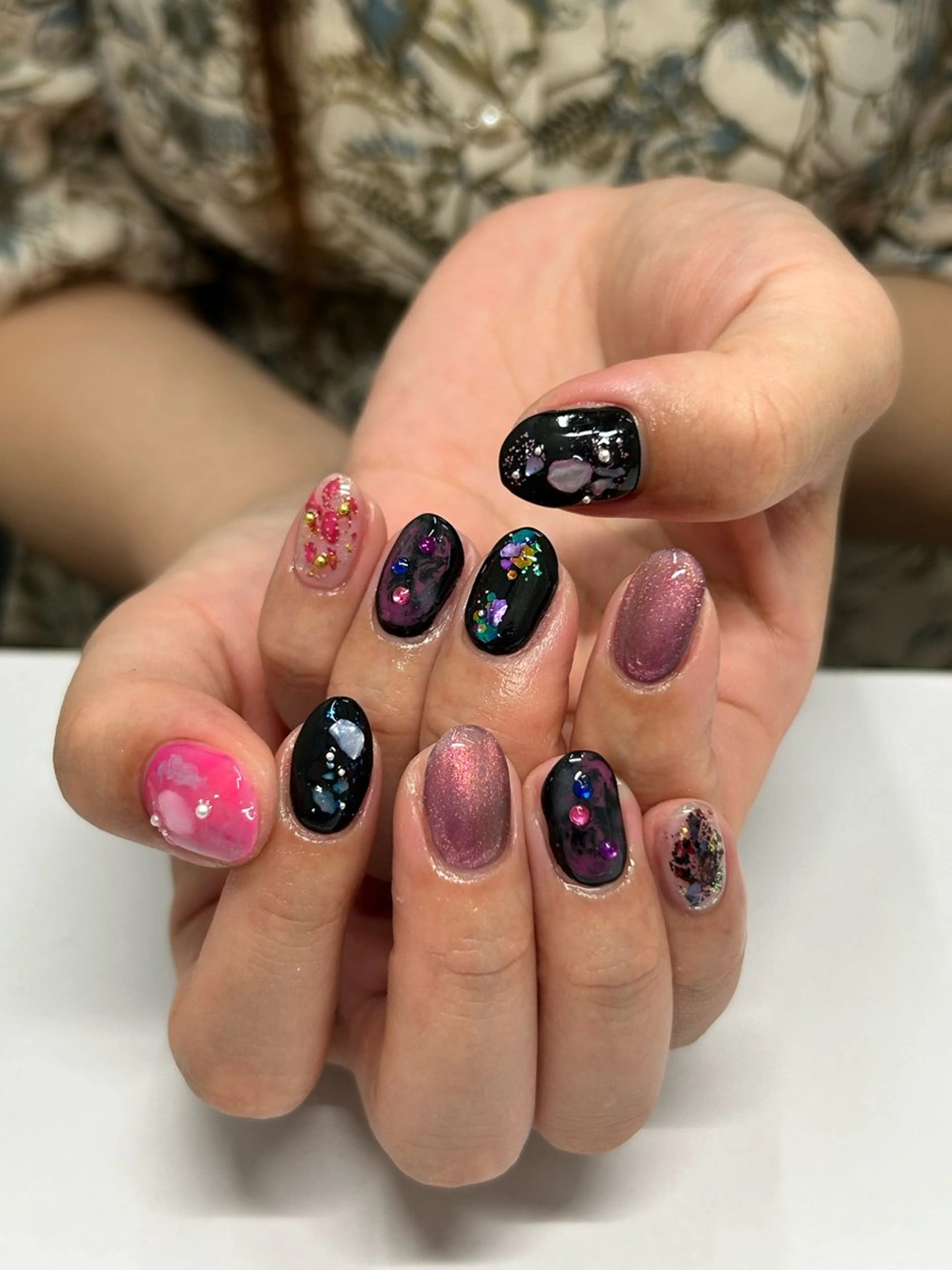 ネイル ハンドネイル プライベートネイルサロンone nail所属・one nail 【カラフル/個性派】のネイルデザイン