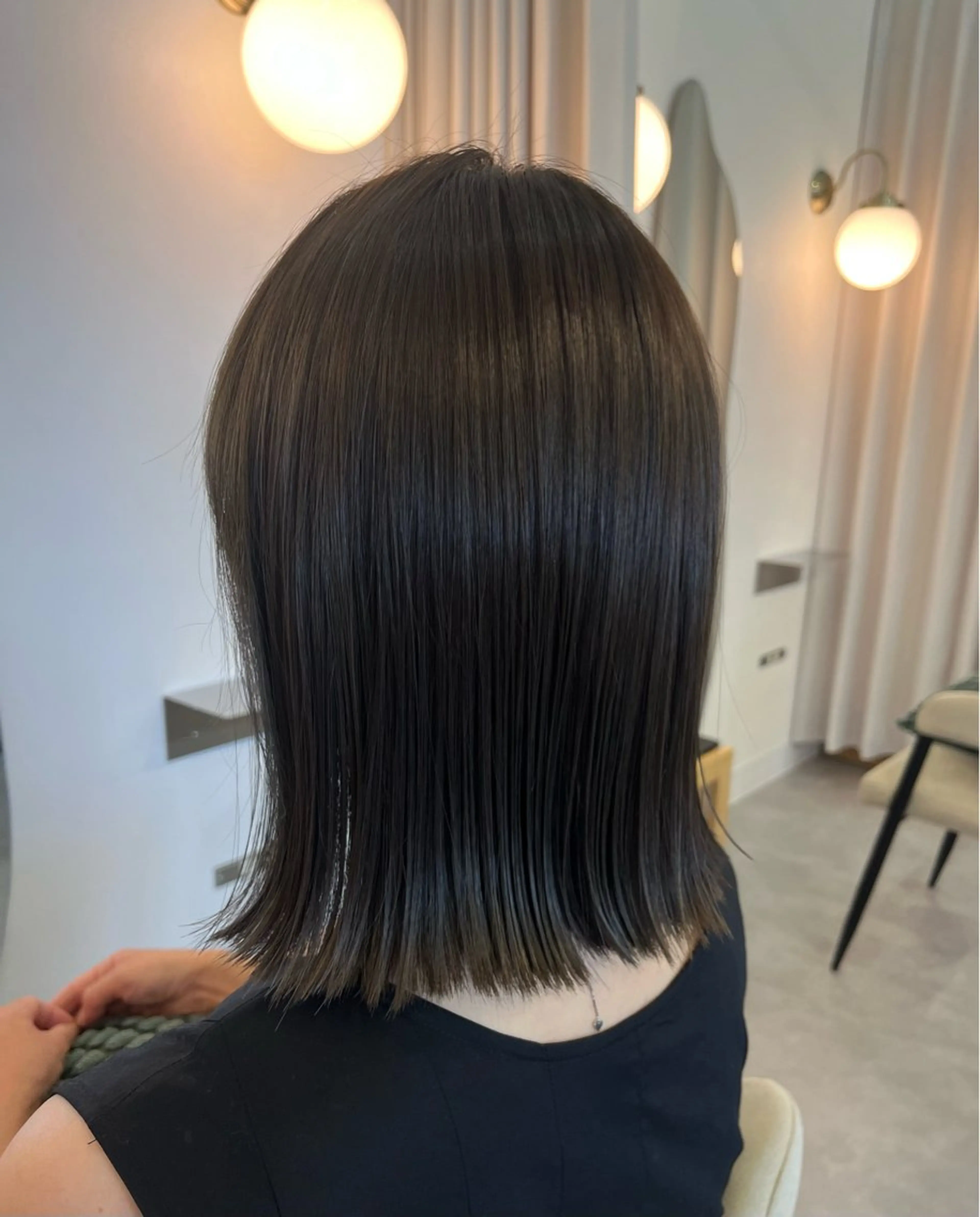 ミディアム カラー アッシュ 透明感カラー オリーブカラー 駒場 まといのヘアスタイル