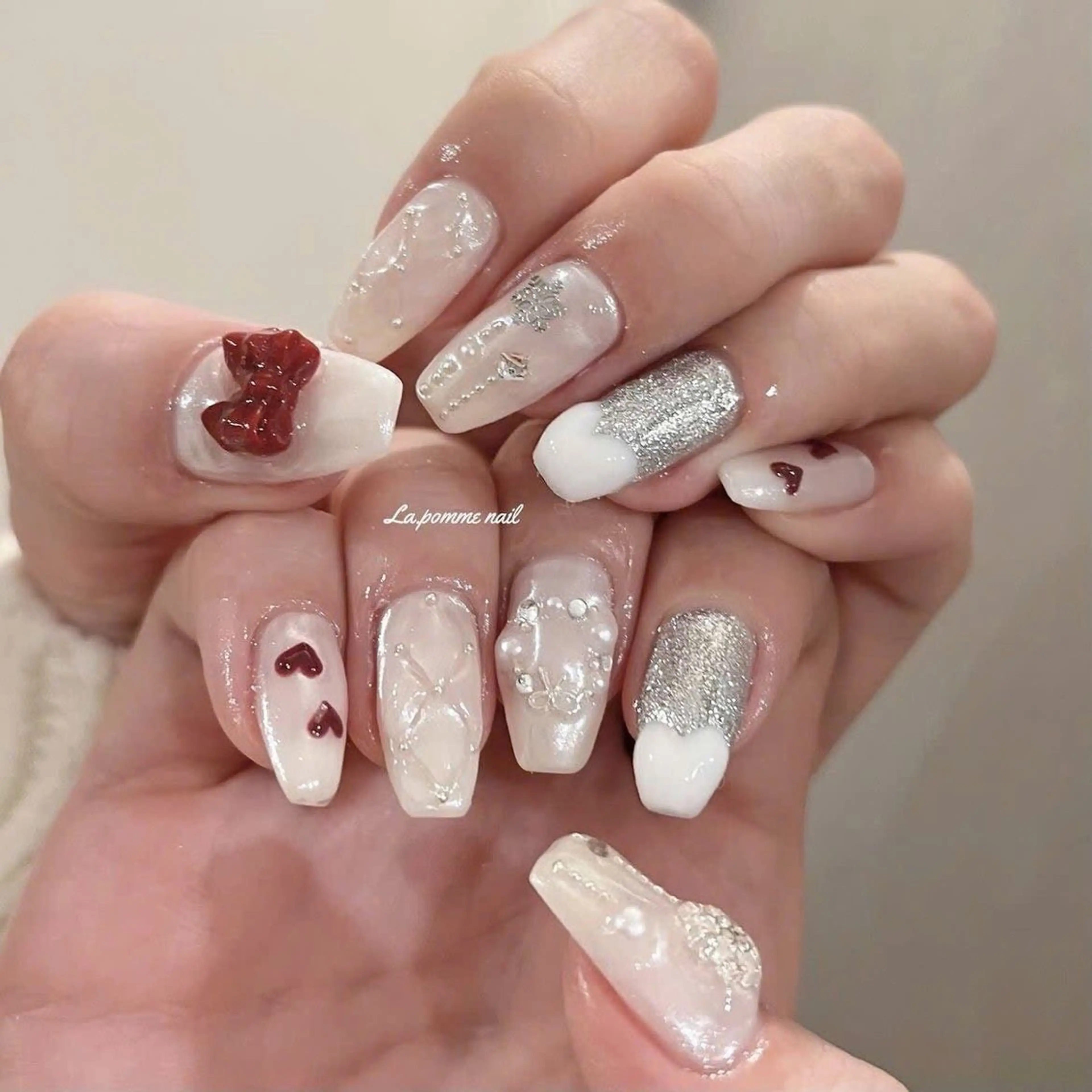 ネイル グラデーション ラメ(グリッター) マグネットネイル ミラーネイル ニュアンスネイル ハンドネイル Lumi de nails所属・Lumi de nailsのネイルデザイン
