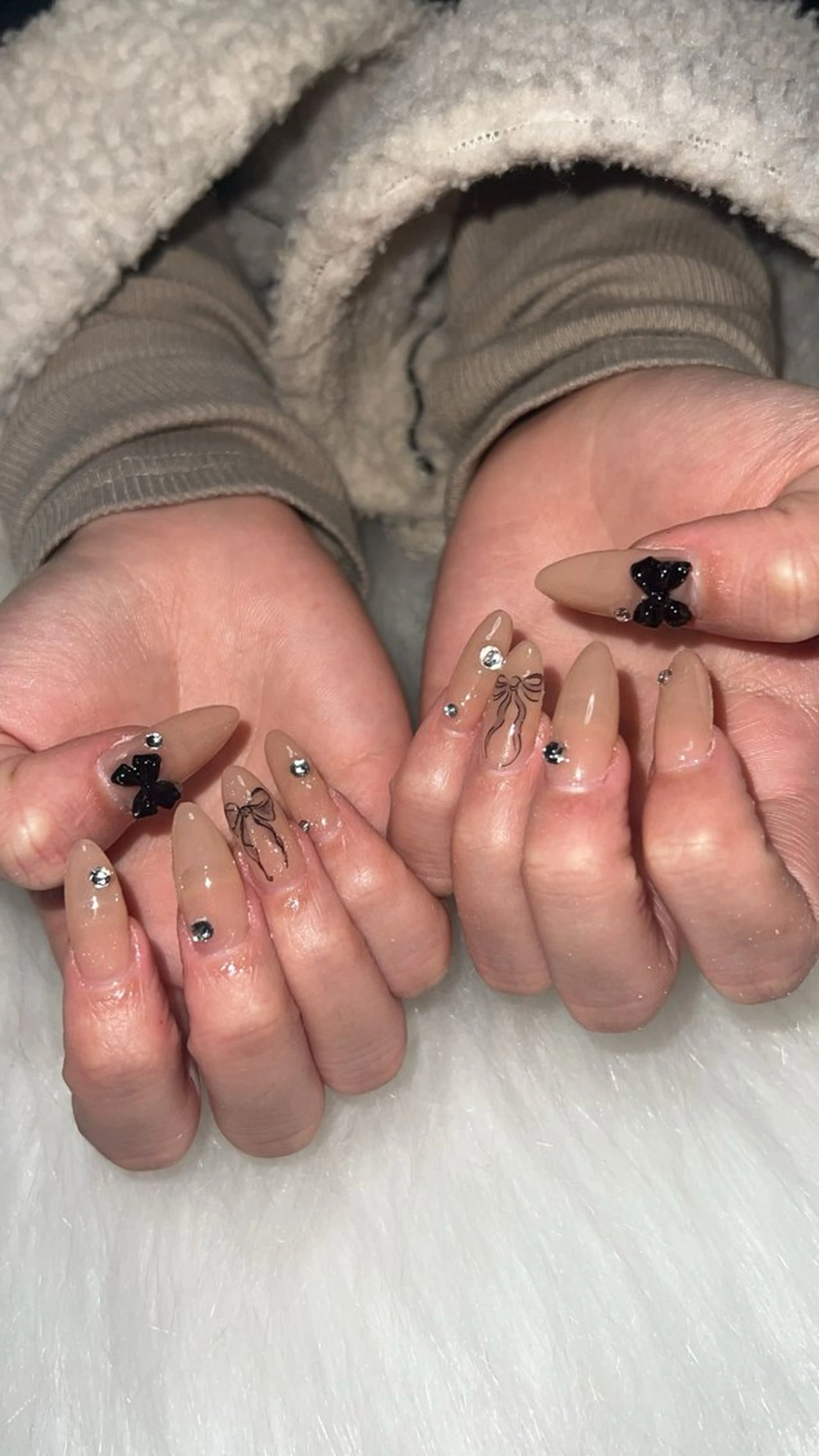 ネイル OPHELIA 𓃛のネイルデザイン