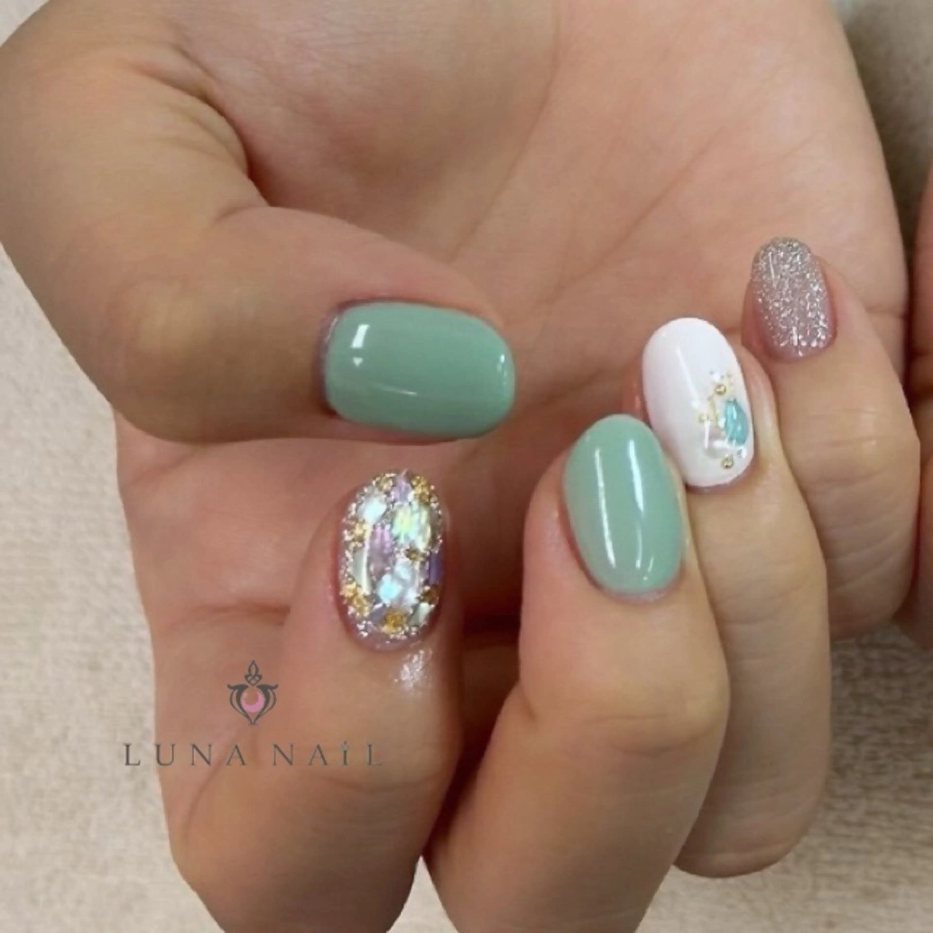 ネイル ハンドネイル アトリエ　ミモザ所属・いまむら あかりのネイルデザイン