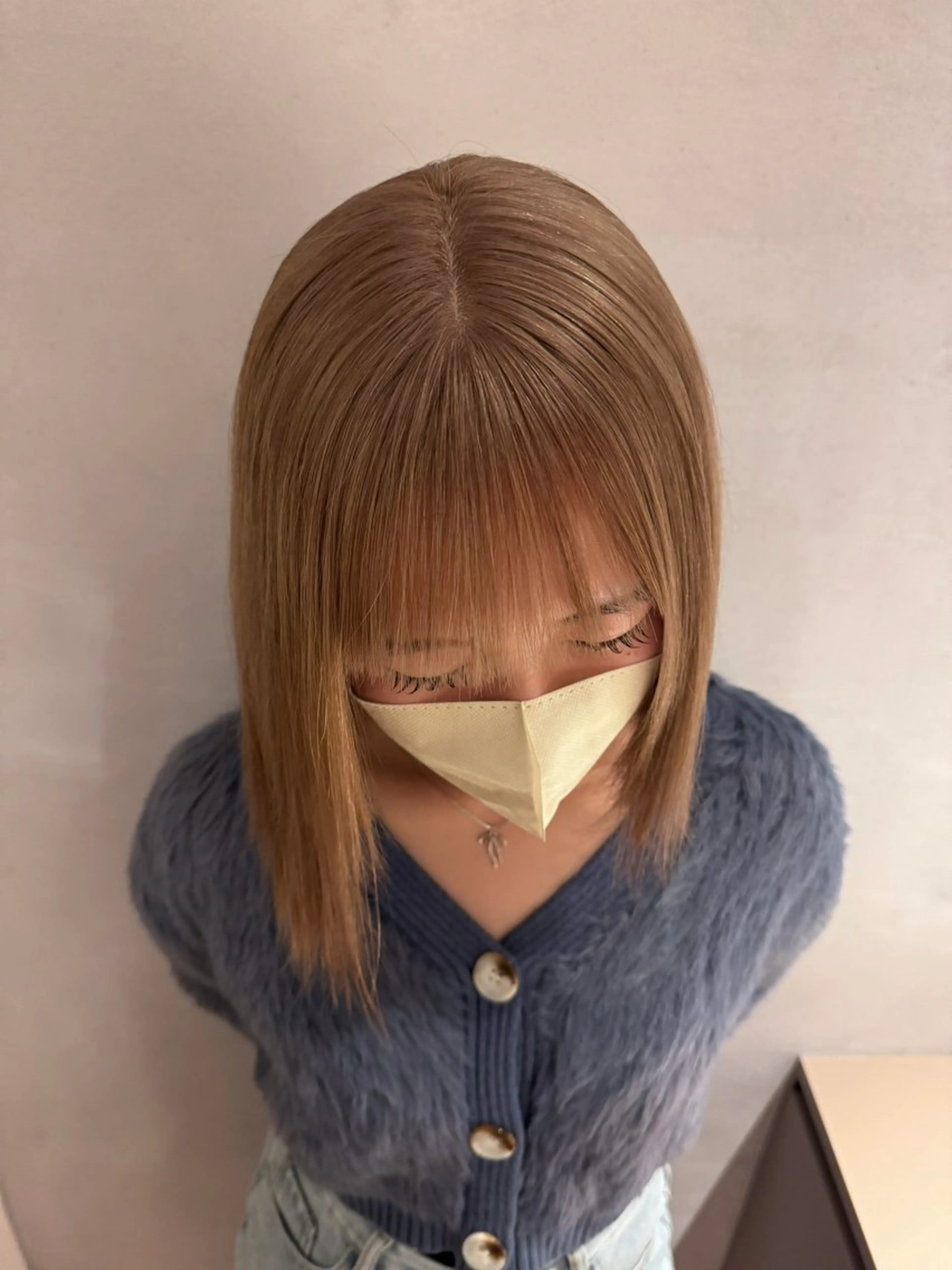 カラー ベージュカラー ハイトーンカラー ミルクティーベージュ ヘアカラー ハイトーン縮毛/暖色 なーな🎀🤍のヘアスタイル