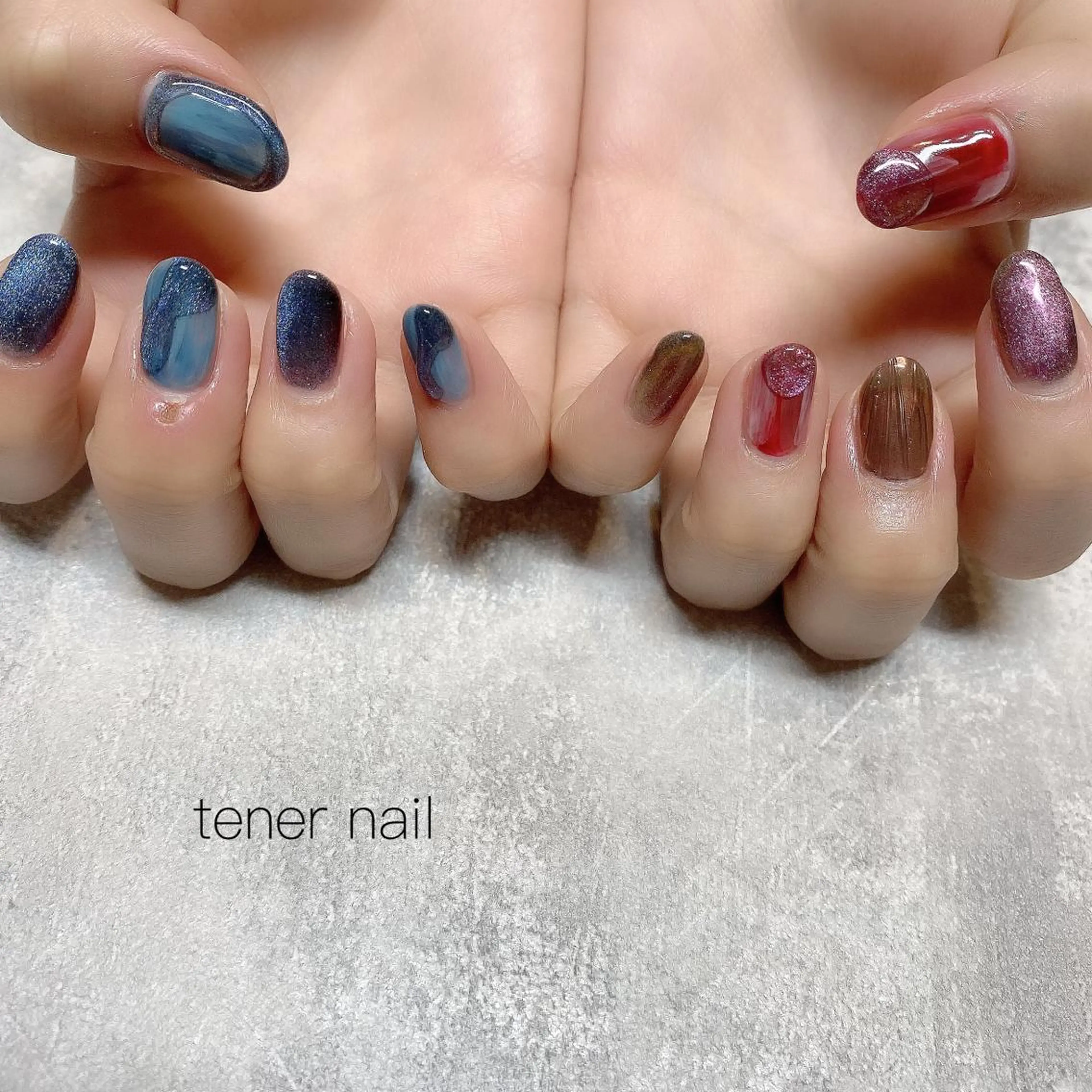ネイル ブルー 赤色 tener  nail  テネルネイル所属・テネルネイル tener nailのネイルデザイン